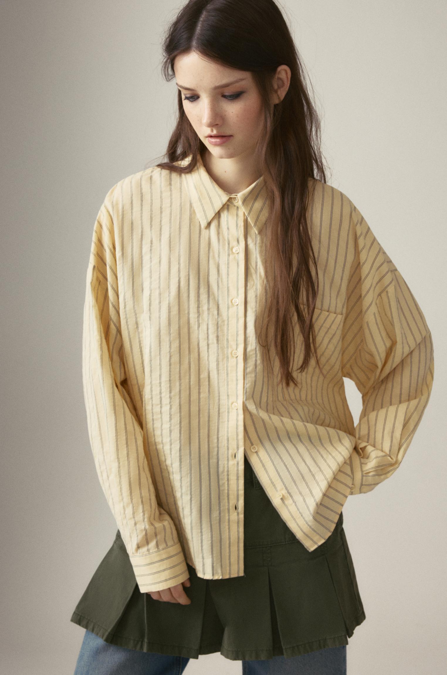 Striped oversized shirt Product Image