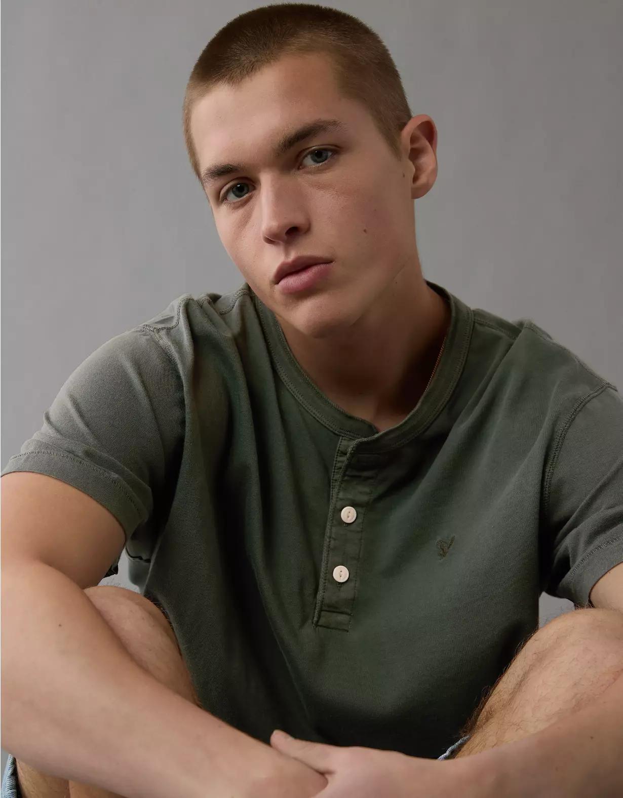 AE Lived-In Henley T-Shirt Product Image