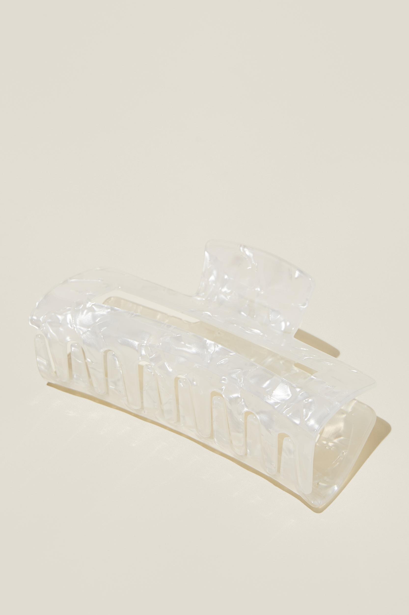 Extra Large Amber Hair Claw Product Image