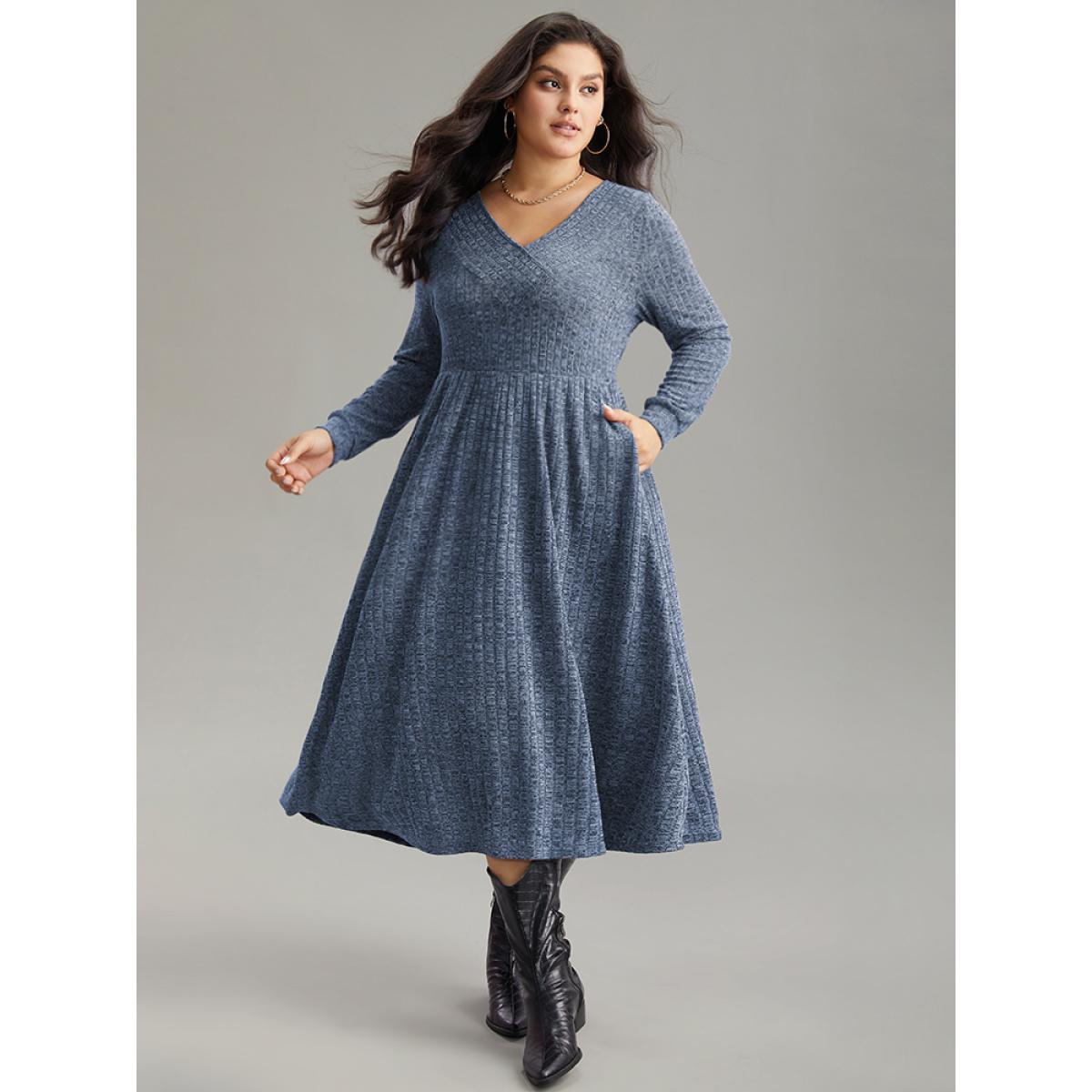 Plus Size Rib Knit Plain Plisse Long Sleeve Dress DarkBlue Women Leisure Rib Knit V-neck Long Sleeve Curvy Midi Dress BloomChic 14-16/1X Product Image