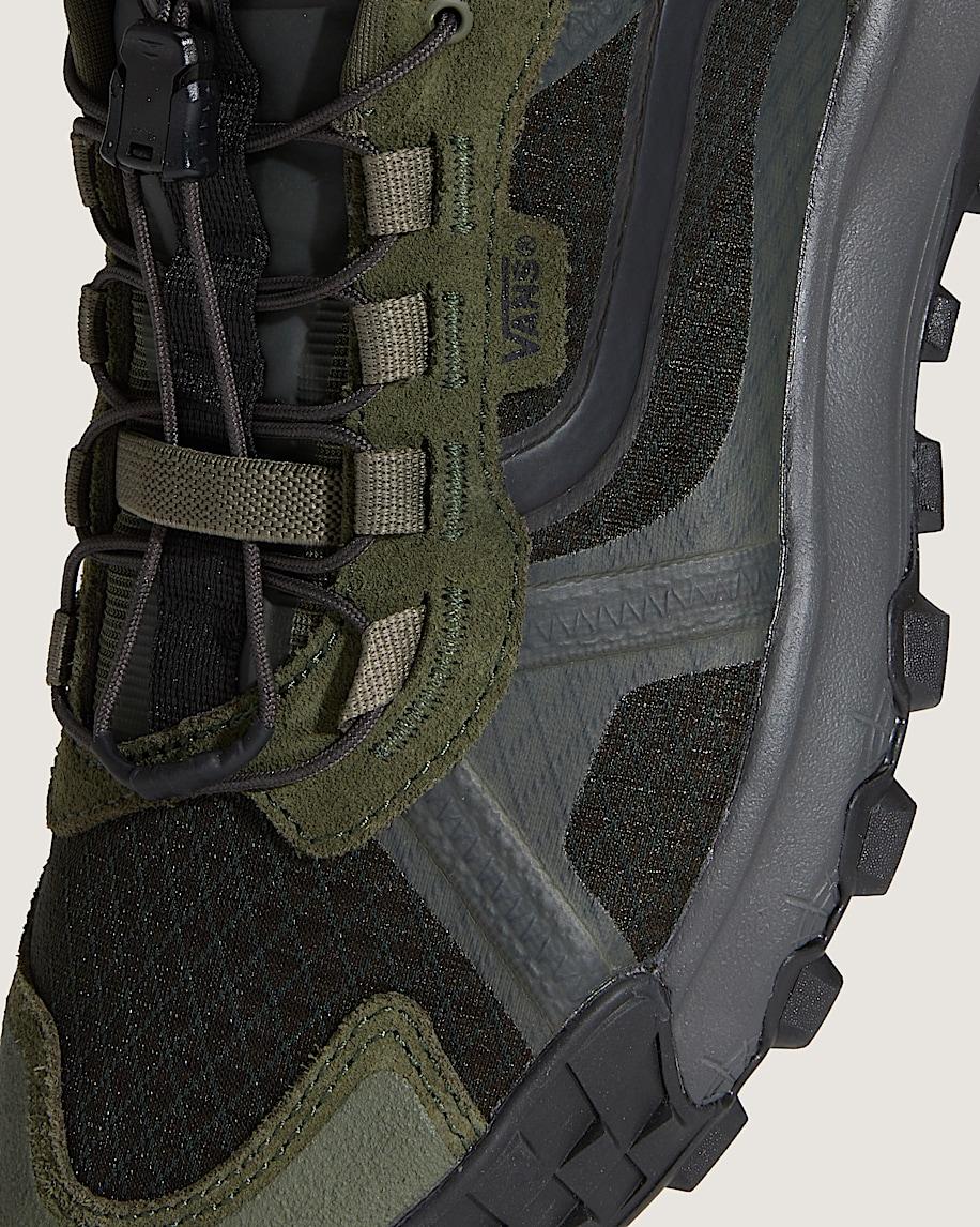 Crosspath XC Shoe in Dark Green| Vans US Product Image