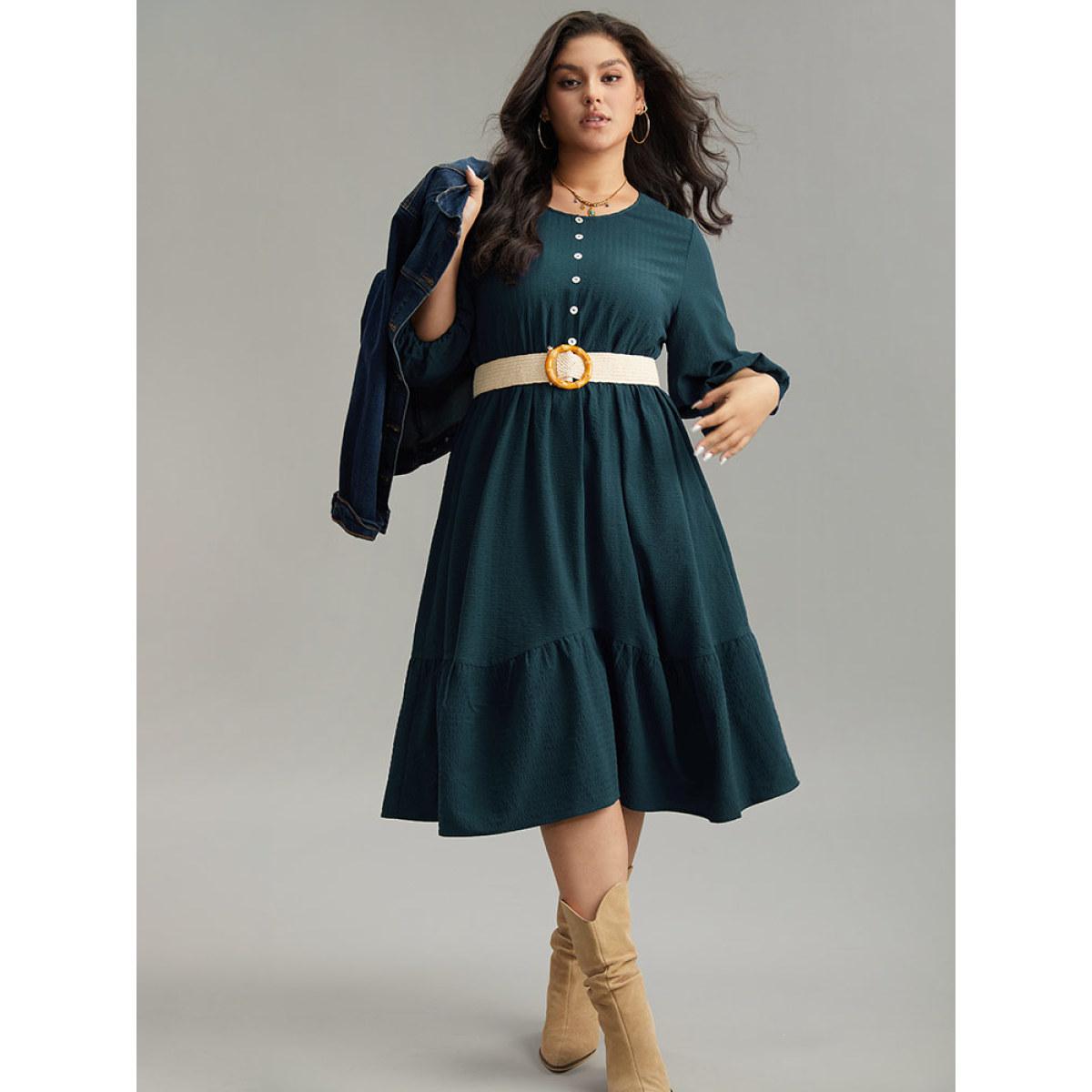 Plus Size Plain Textured Button Detail Pocket Dress DarkGreen Women Vacation Elastic cuffs Round Neck Elbow-length sleeve Curvy Midi Dress BloomChic 28/5X Product Image