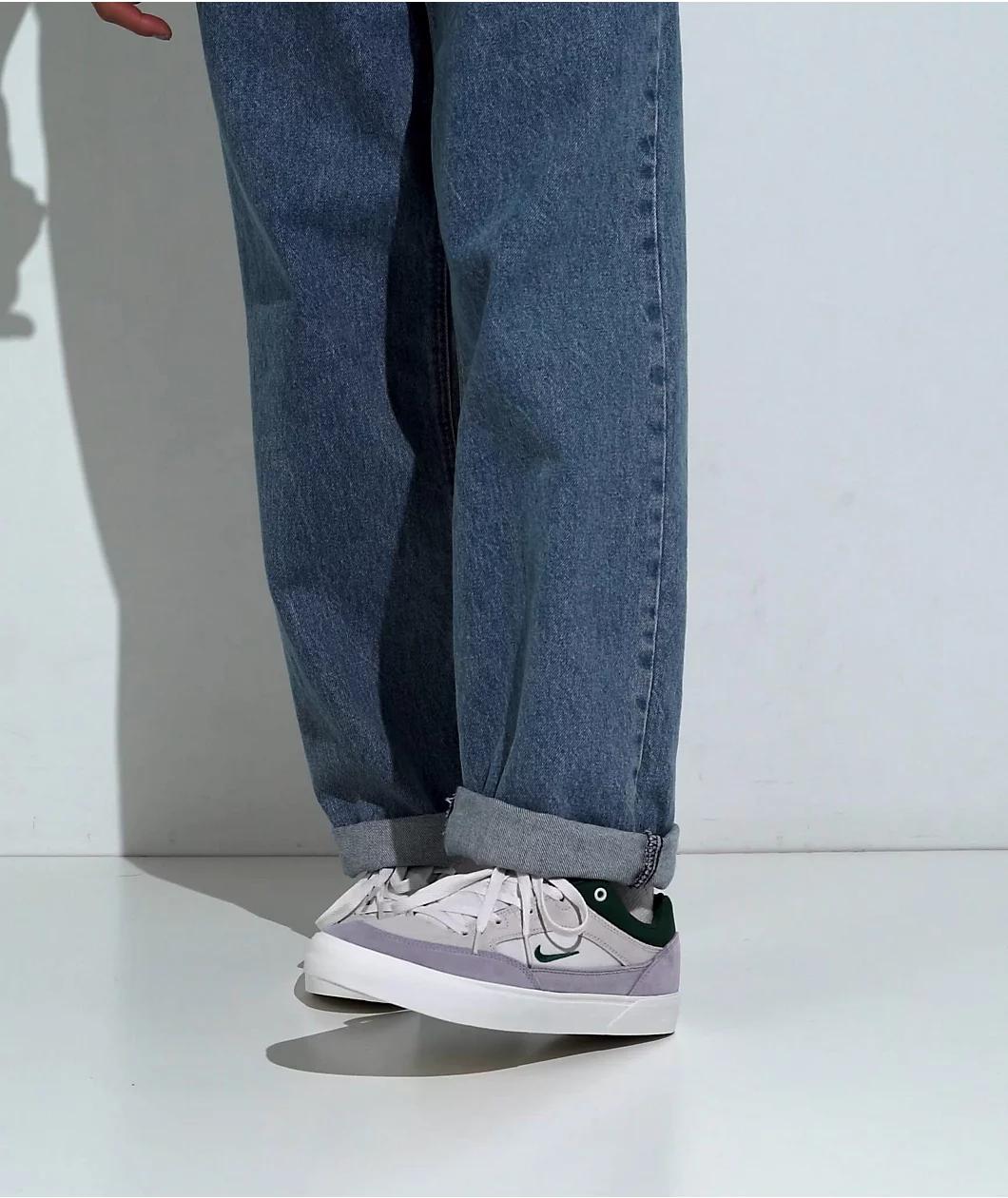 Nike SB Malor Platinum Tint, Wolf Grey & Fir Skate Shoes Product Image