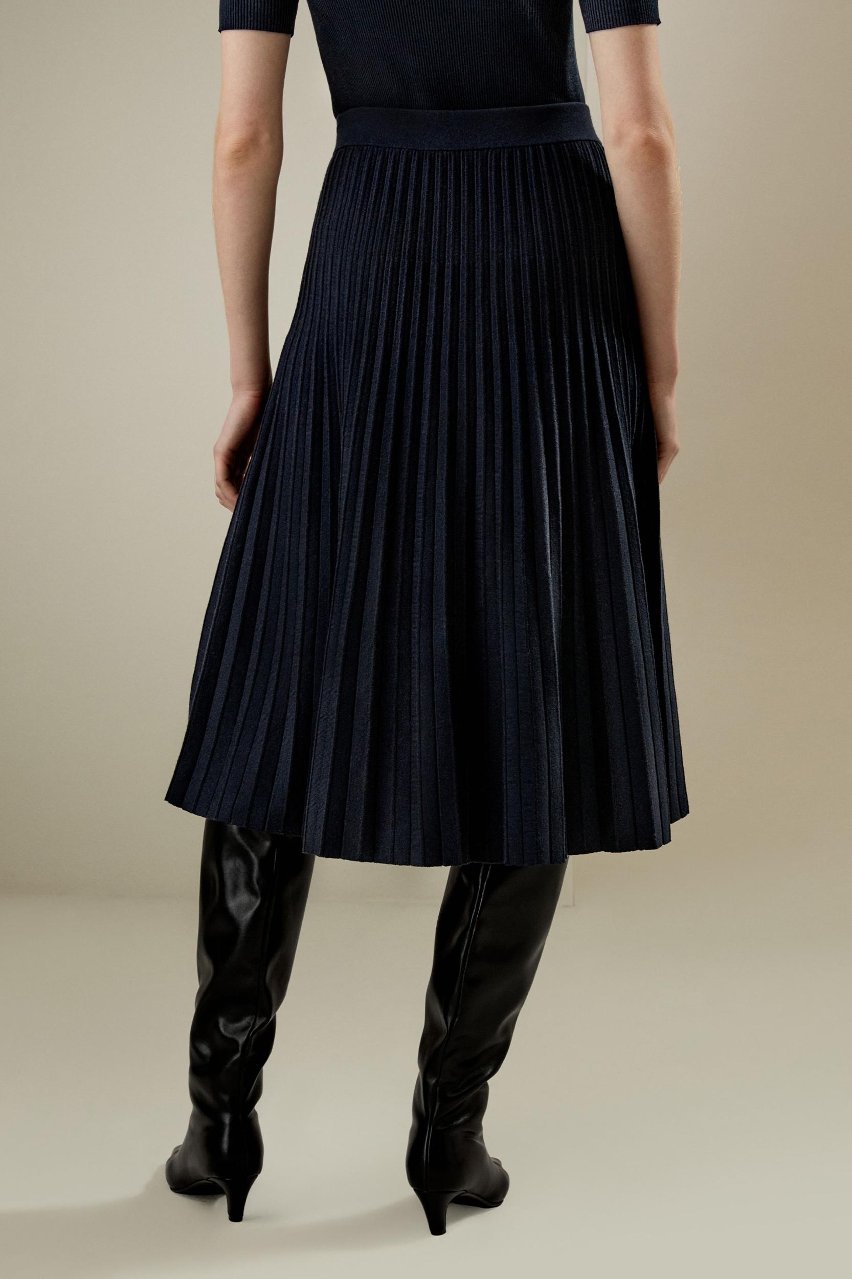 Pleated A-line Merino Wool Skirt Product Image
