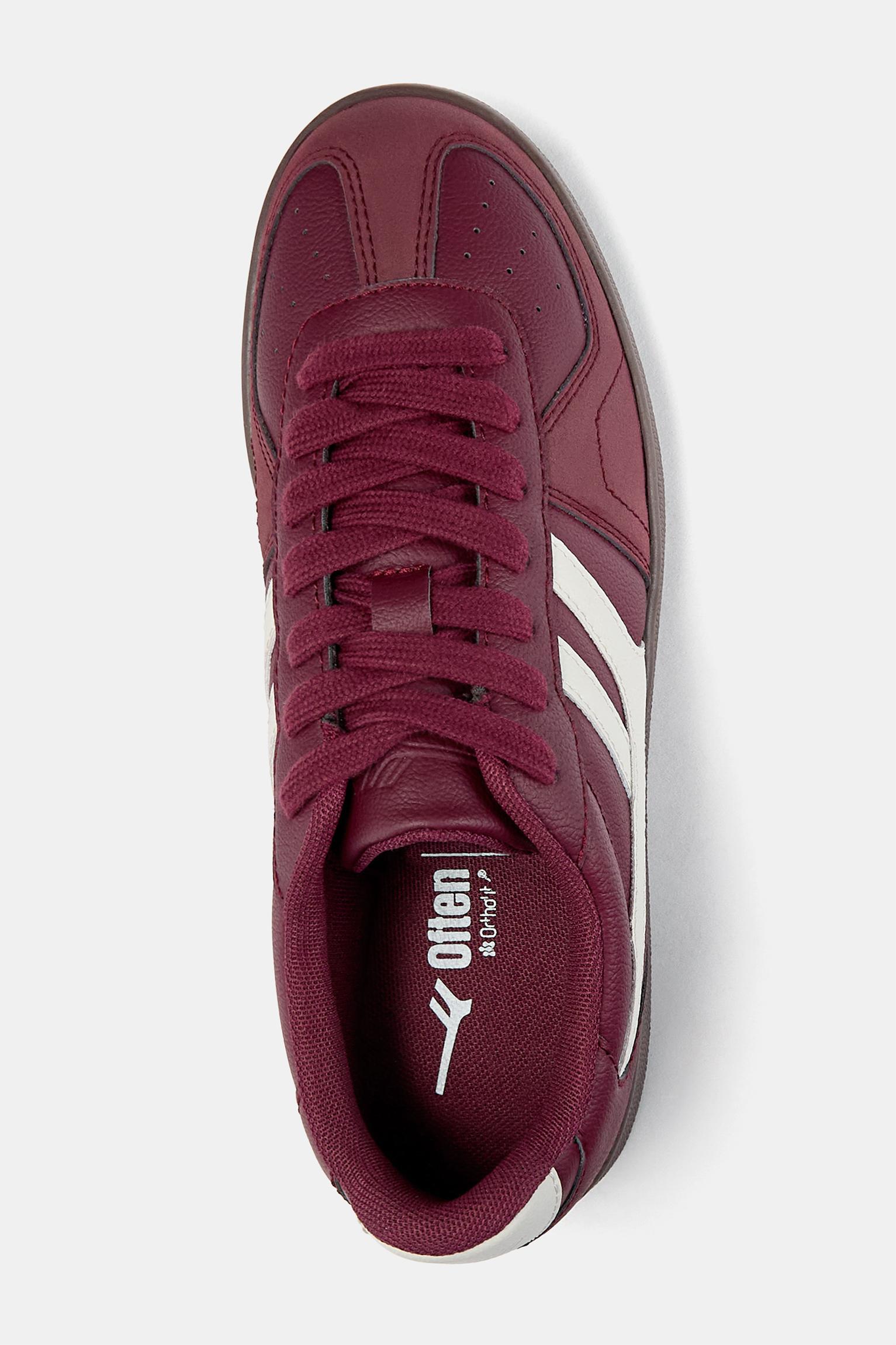 Retro sneakers Product Image