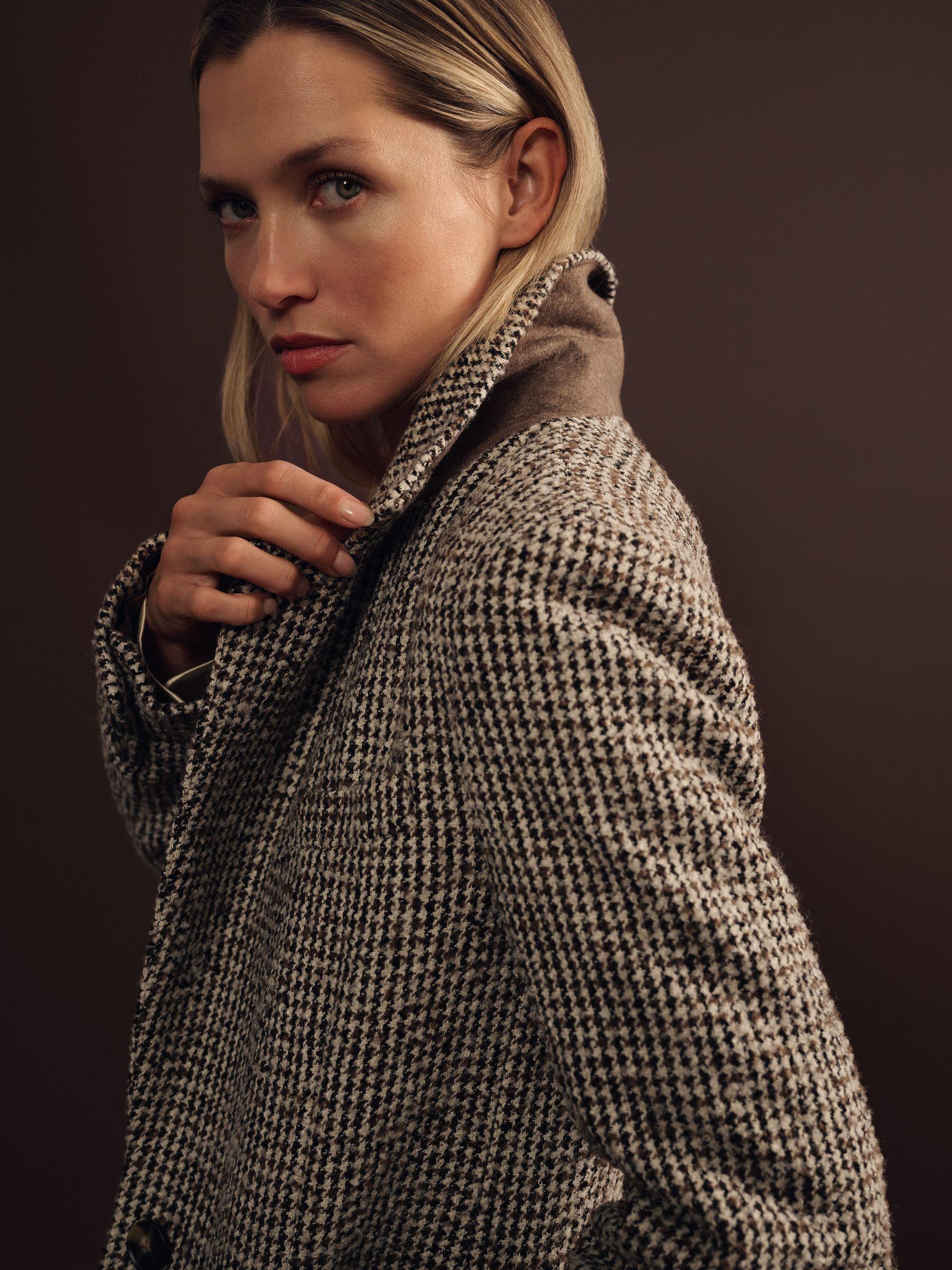 Wool-Blend Houndstooth-Check Coat in Brown Check Product Image