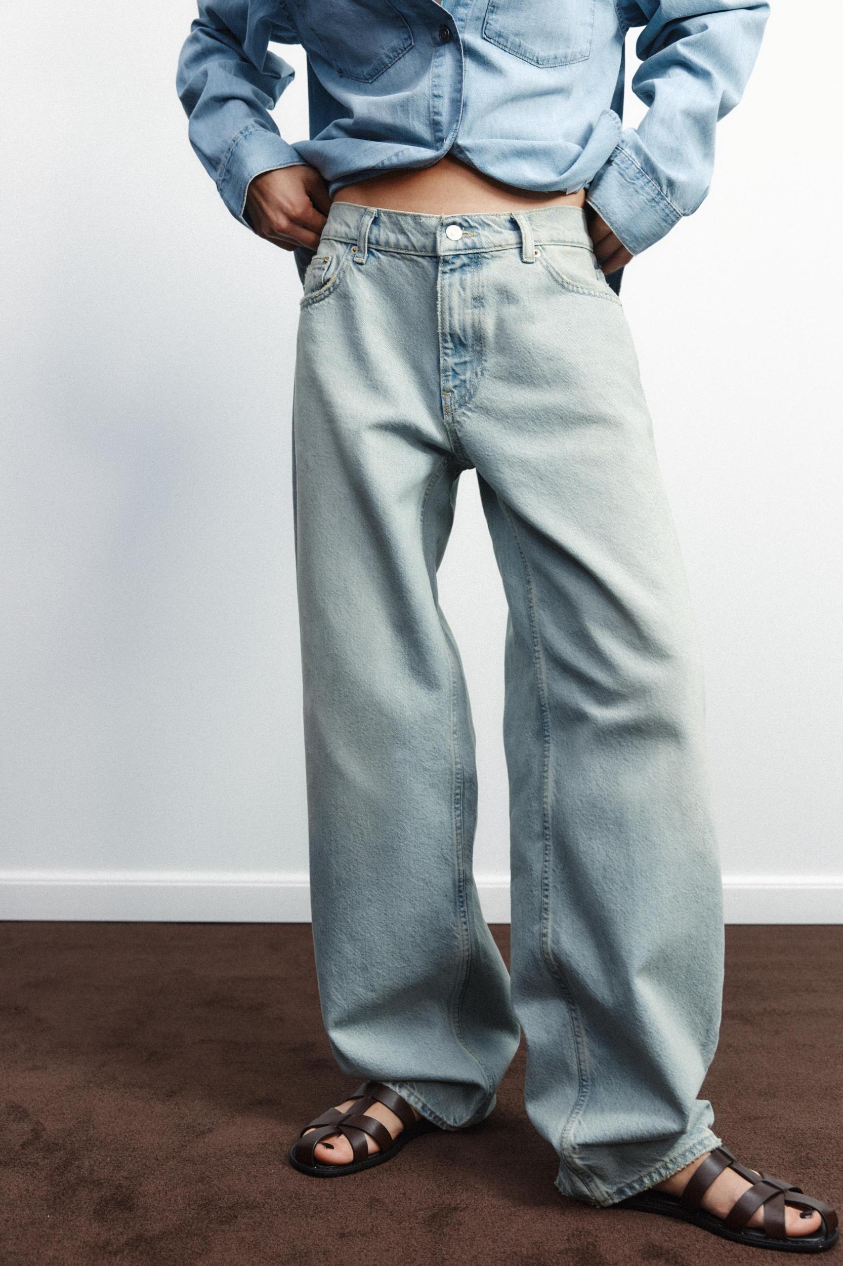 MINI BALLOON MID-RISE TRF JEANS Product Image