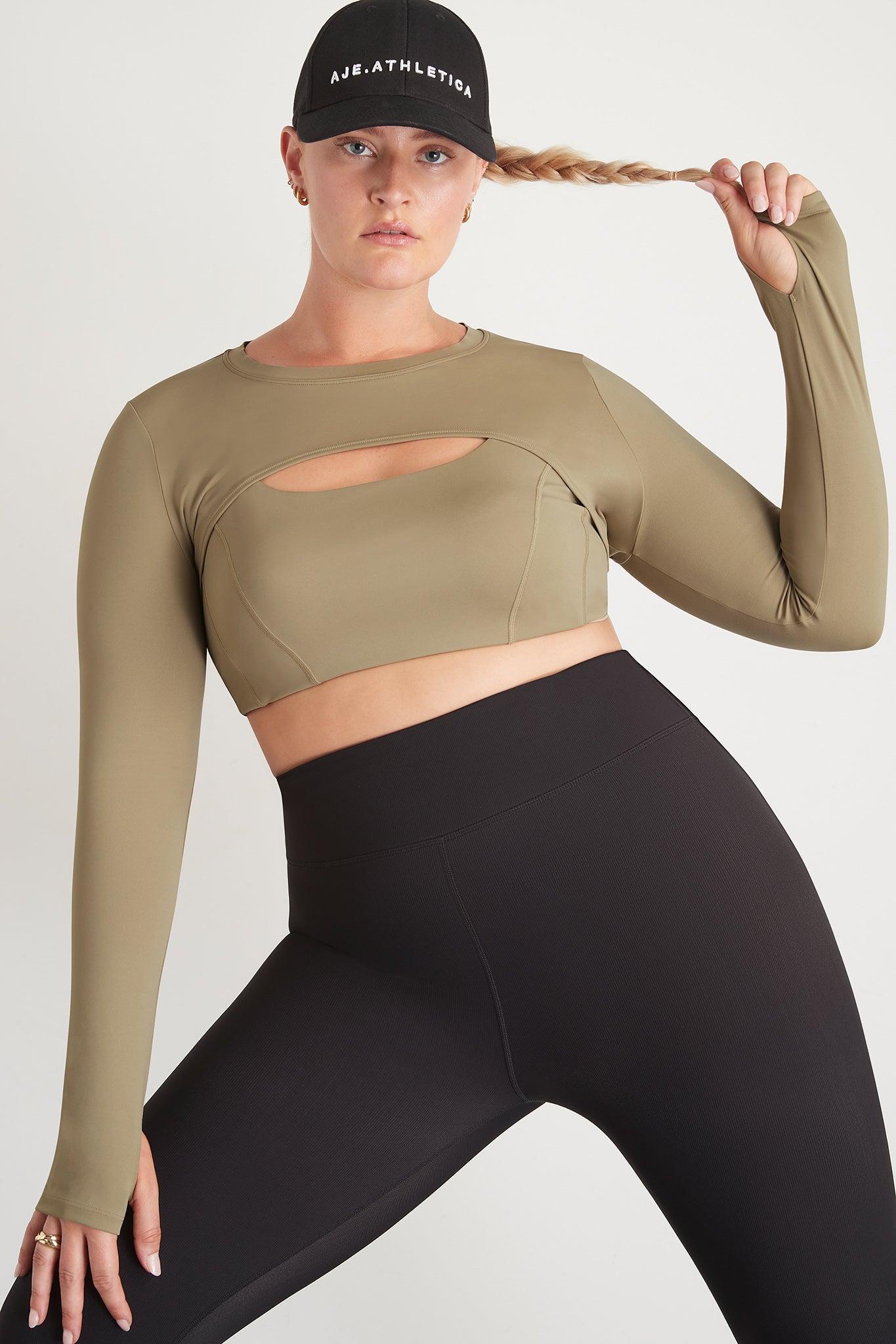 Layered Crop Set 356 Product Image