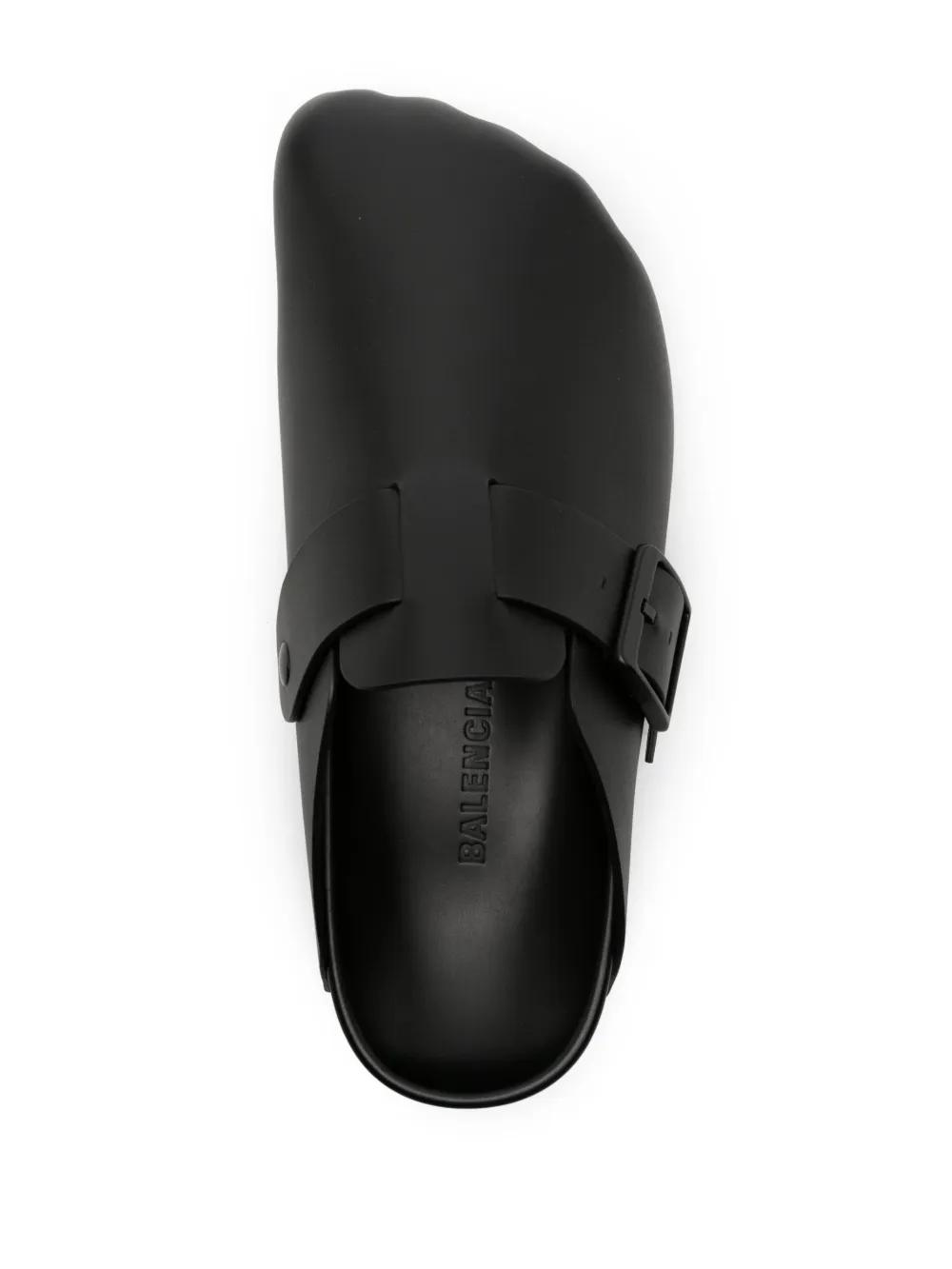 Sunday leather slippers Product Image