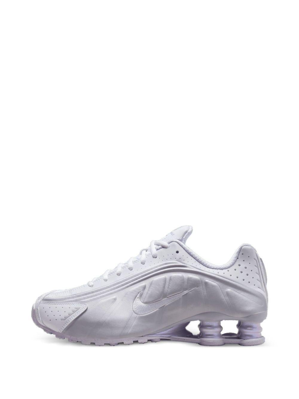 Shox R4 sneakers Product Image