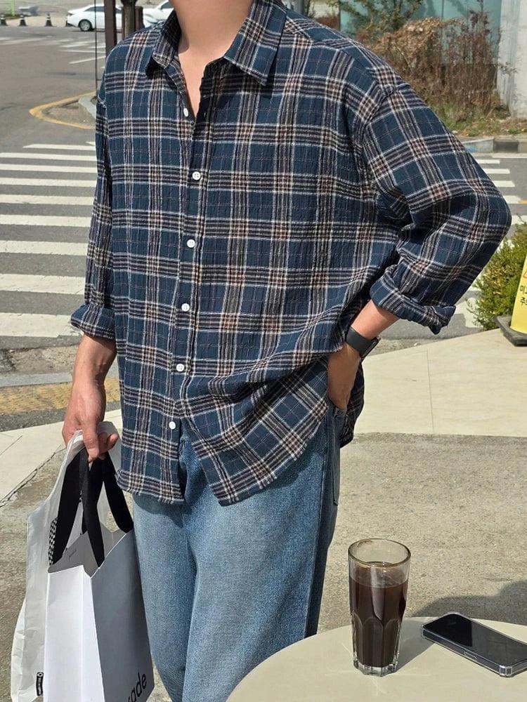 RT No. 19524 PLAID BUTTON-UP SHIRT Product Image