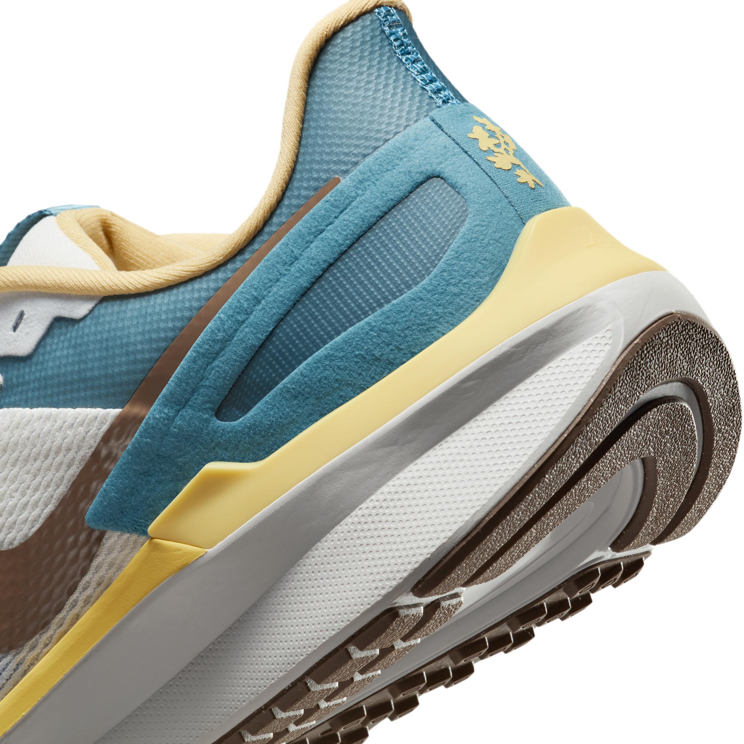 Nike Men's Structure 25 Road Running Shoes Product Image