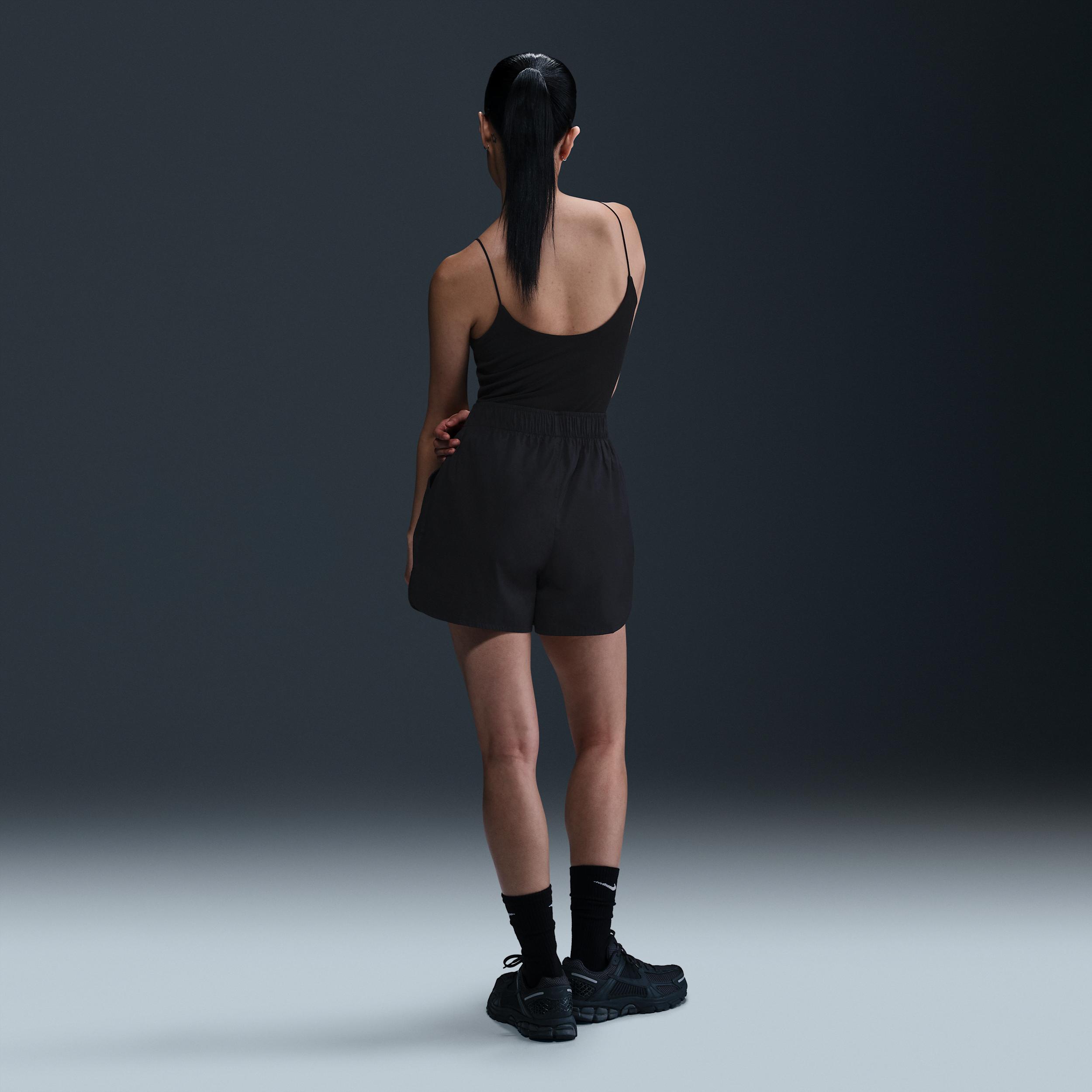 Women's Nike Sportswear Chill Poplin Mid-Rise 5" Shorts Product Image