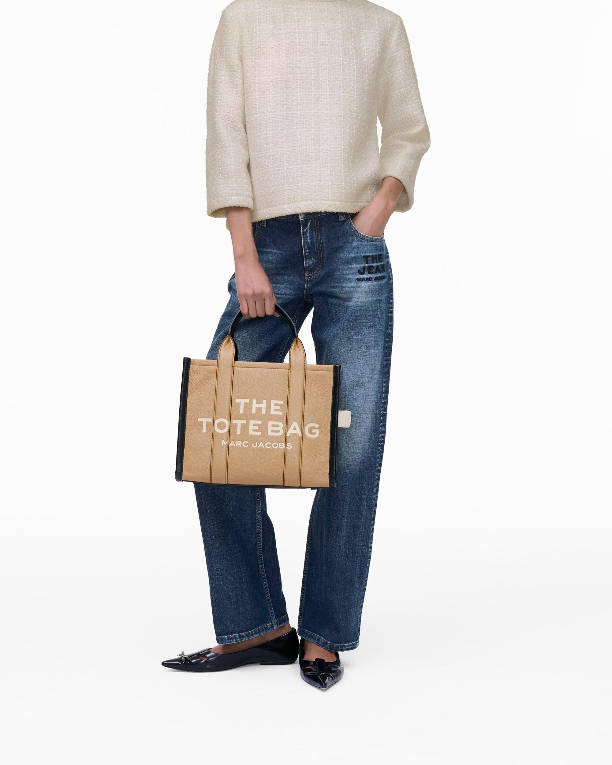 The Canvas Medium Tote Bag Product Image