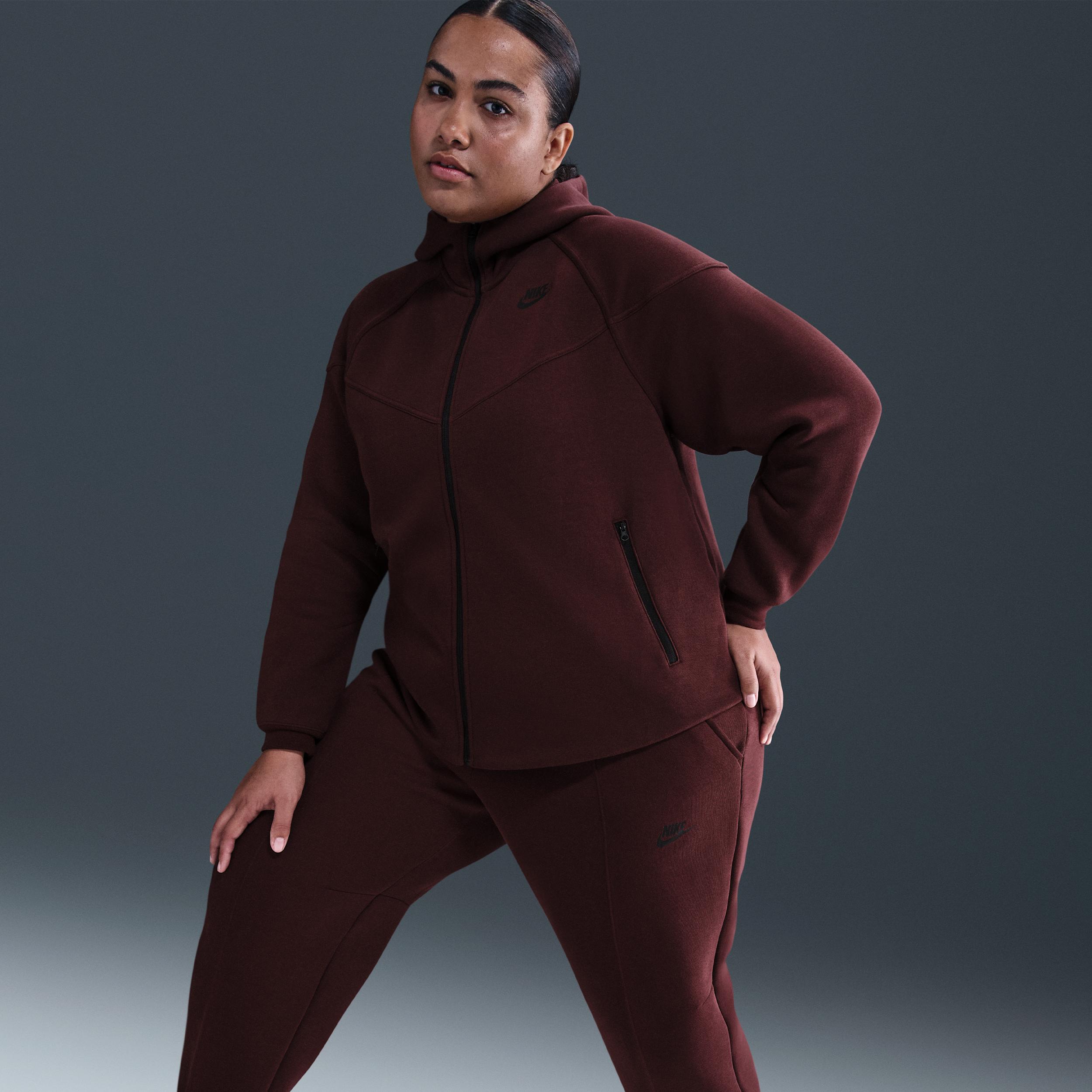 Women's Nike Sportswear Tech Fleece Mid-Rise Jogger Pants (Plus Size) Product Image