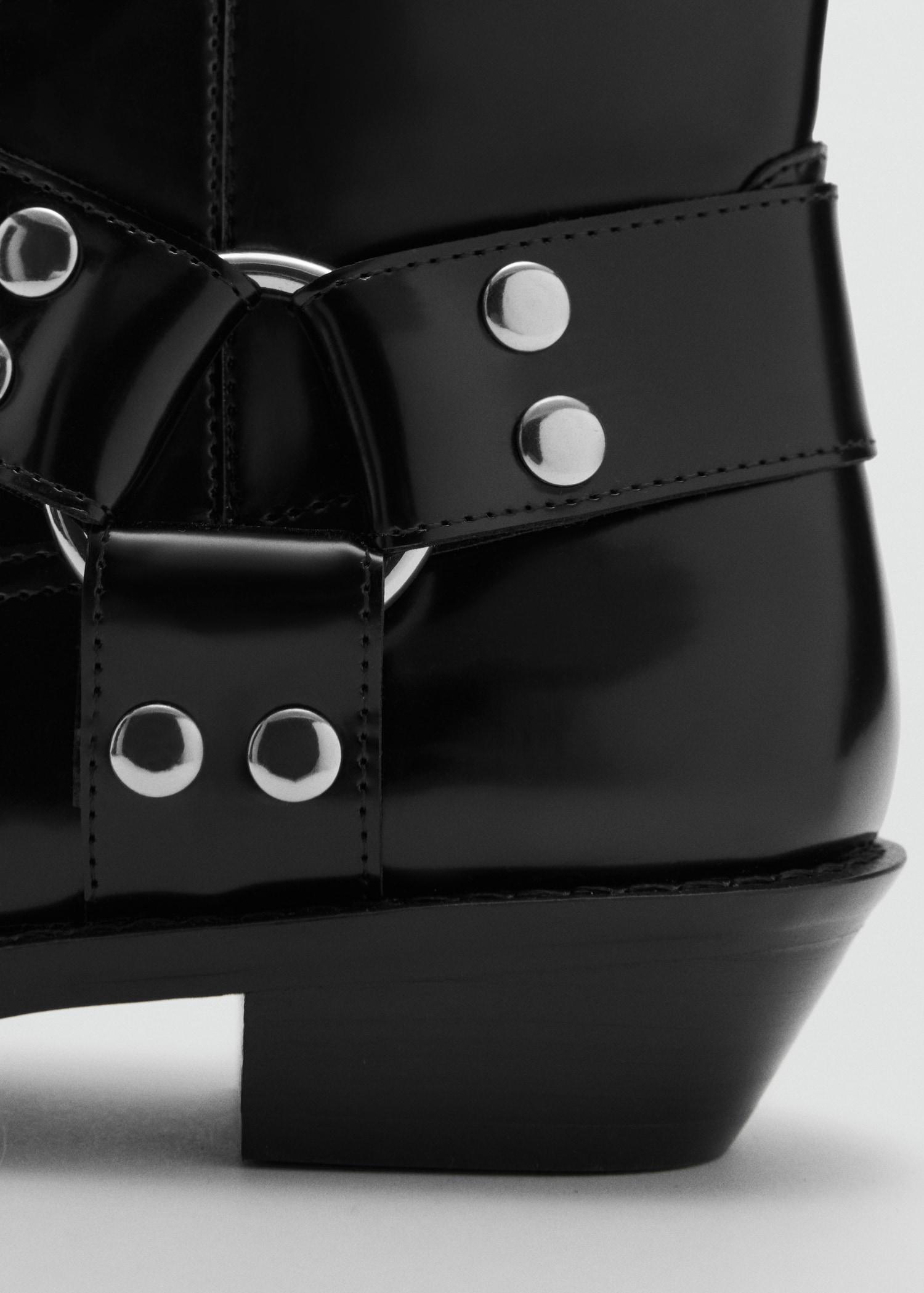 Square toe boot with metallic details - Women | MANGO USA Product Image