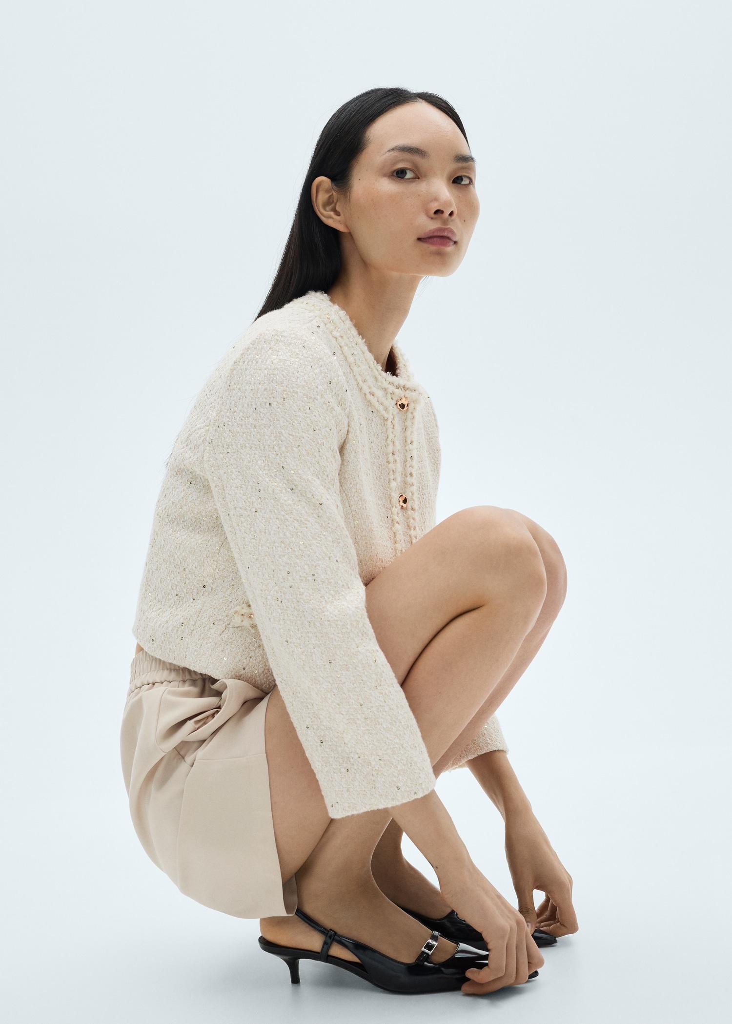 Elastic waist shorts - Women | MANGO USA Product Image