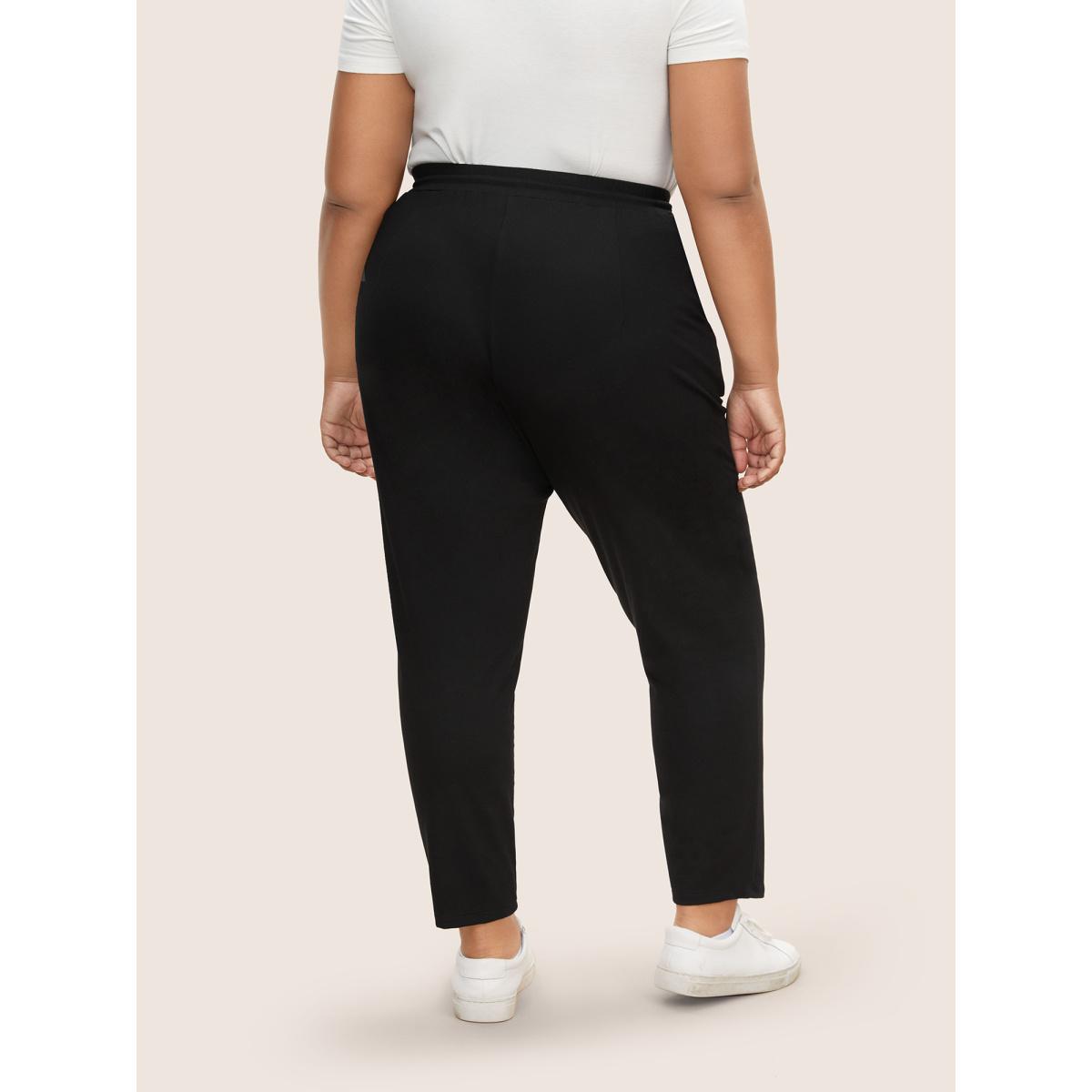 Plus Size Plain Drawstring Waist Tapered Pants Women Black Casual High Rise Everyday Pants BloomChic 18-20/2X Product Image
