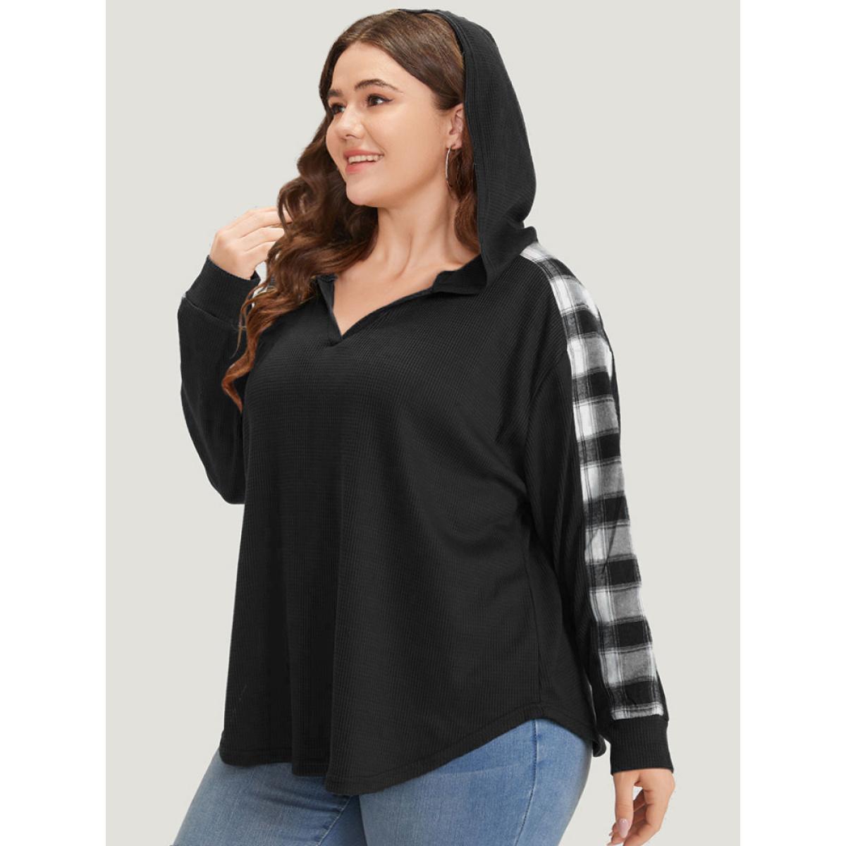 Plus Size Plaid Patchwork Hooded Plisse Sweatshirt Women Black Casual Elastic cuffs Hooded Everyday Sweatshirts BloomChic 12/L Product Image