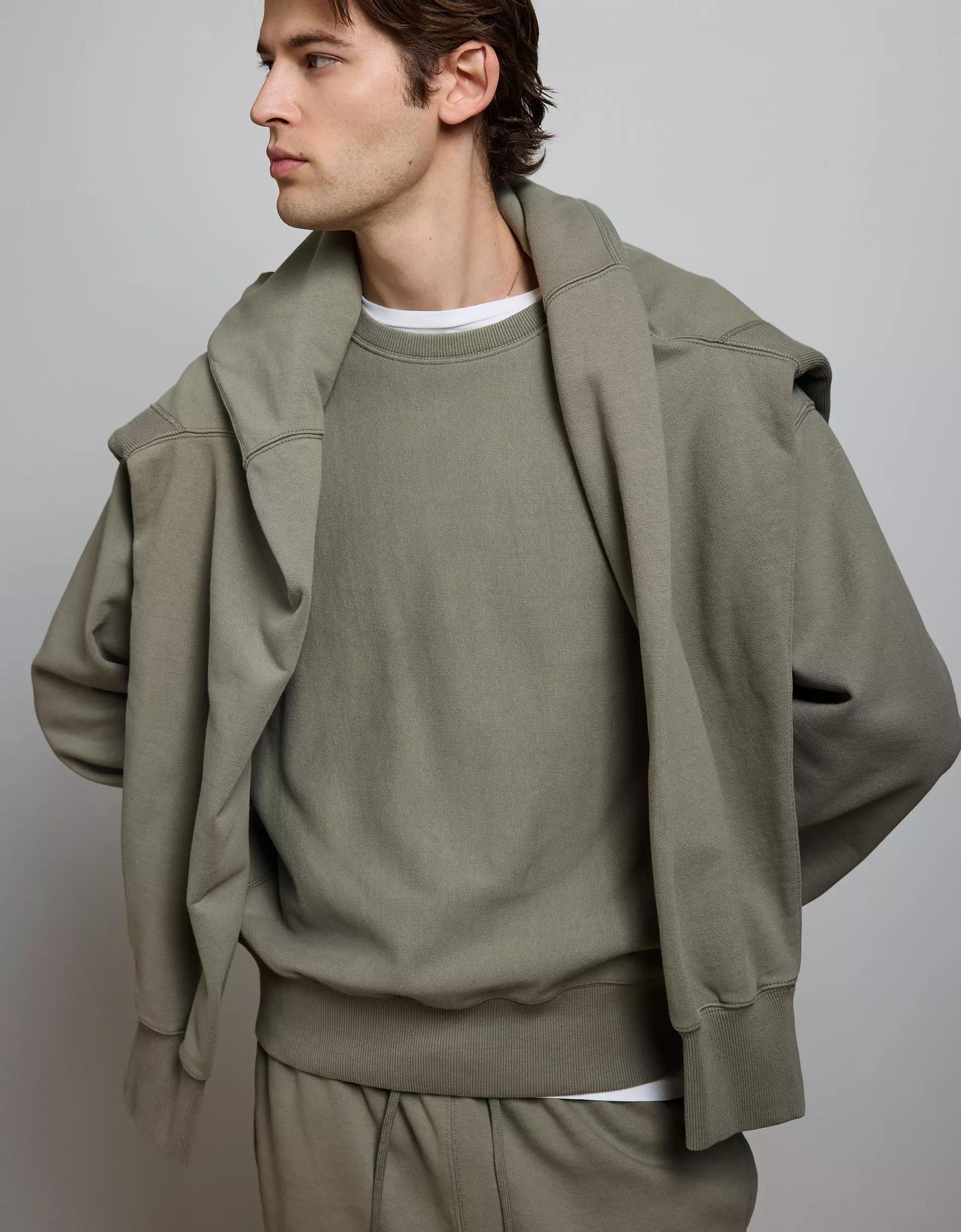 AE77 Premium Fleece Crew Neck Sweatshirt Product Image