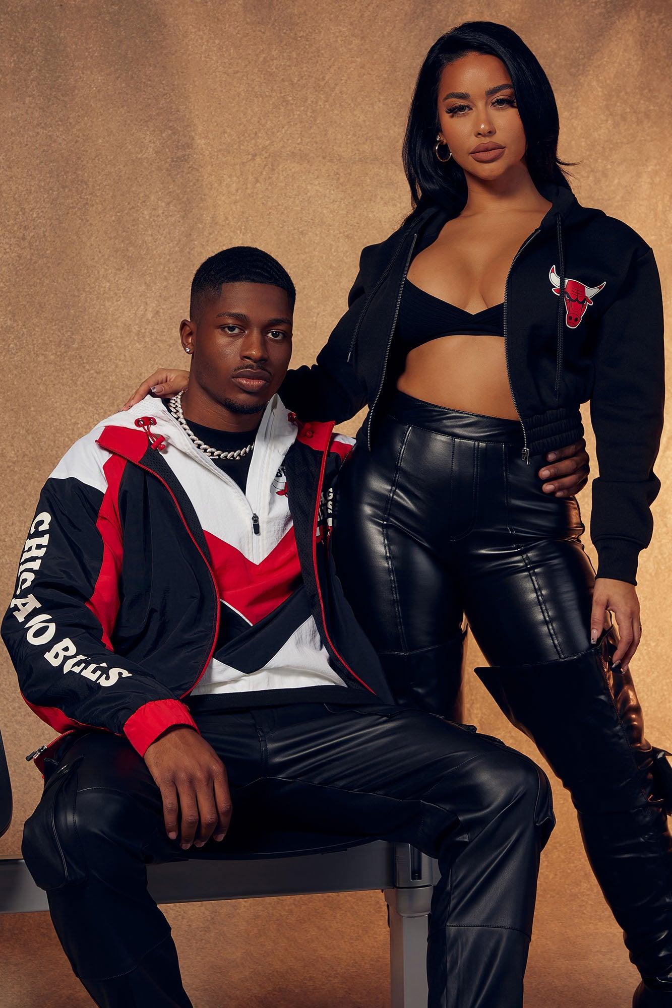 Bulls Cropped Zip Hoodie - Black Product Image