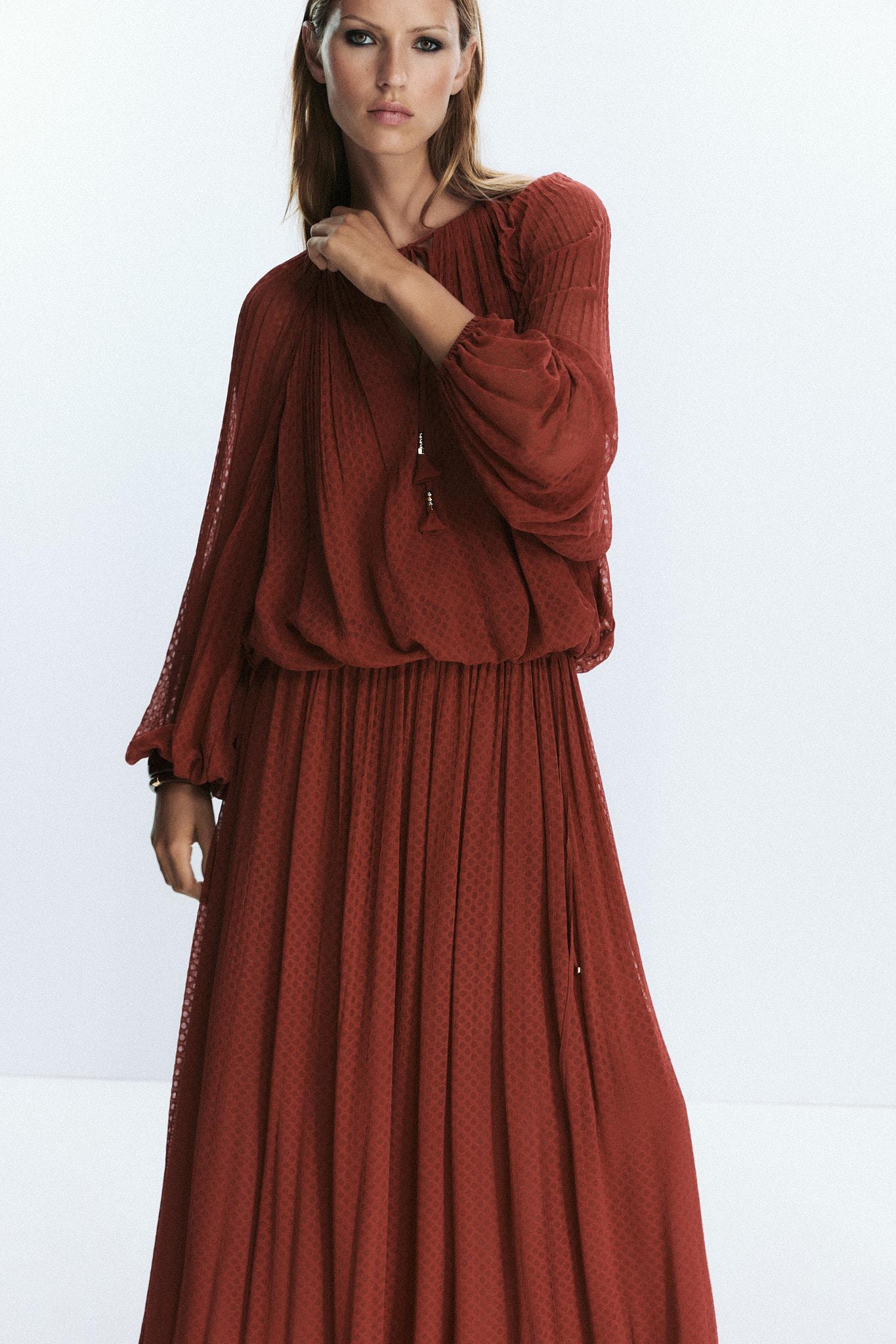 BELTED PLEATED MIDI SKIRT Product Image