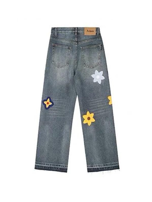 Vintage Flower Embroidered Print Boyfriend Jeans Product Image