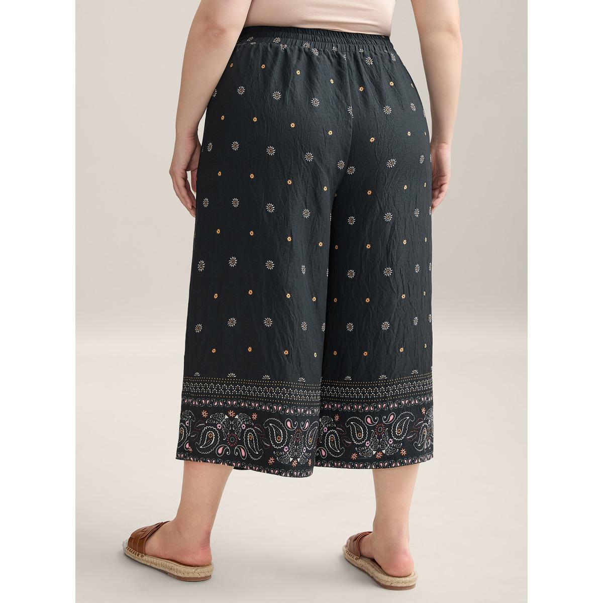 Plus Size Paisley Print Wide-Leg Airy Pants Women BlackFlower Boho Wide Leg Mid Rise Vacation Pants BloomChic 30/6X Product Image