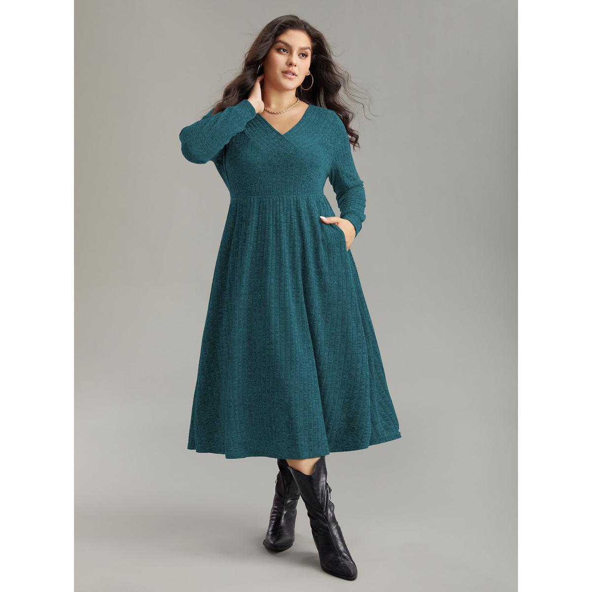Plus Size Rib Knit Plain Plisse Long Sleeve Dress Aegean Women Leisure Rib Knit V-neck Long Sleeve Curvy Midi Dress BloomChic 26/4X Product Image