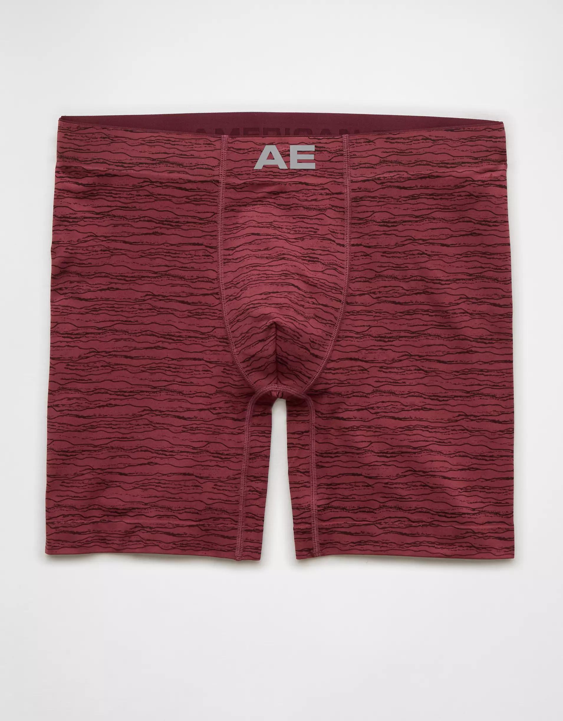 AEO Men's Waves 6" StealthMode Boxer Brief Product Image