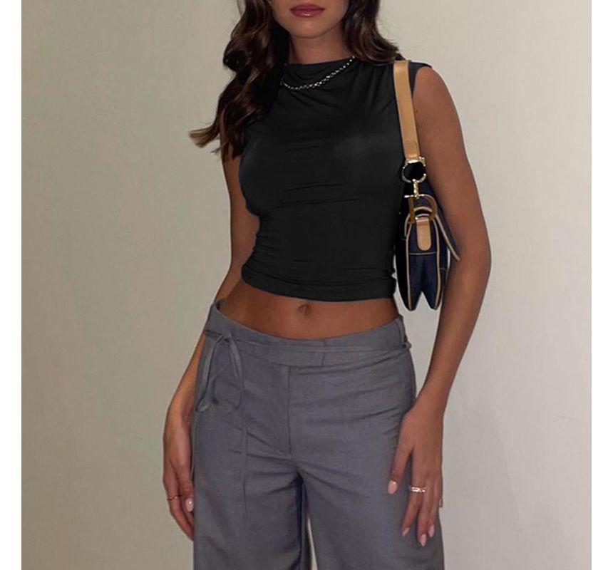 Plain Open-Back Crop Tank Top Product Image