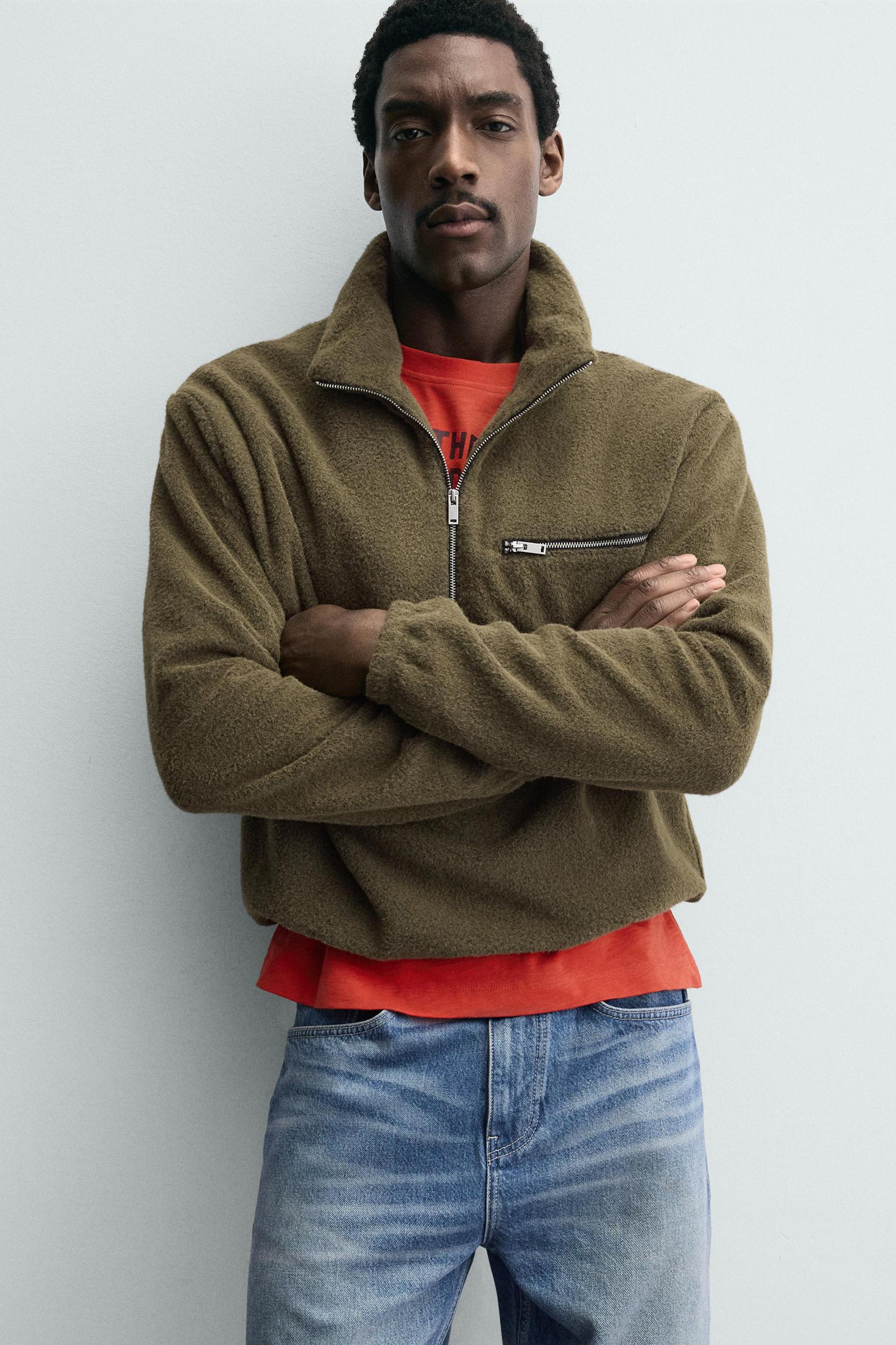 FLEECE QUARTER-ZIP SWEATSHIRT Product Image
