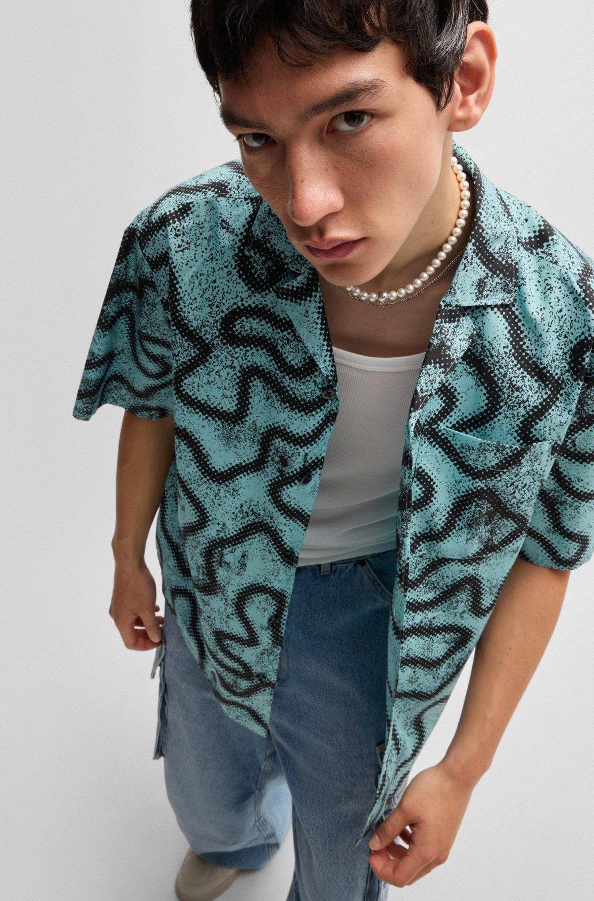 Relaxed-fit shirt in printed cotton poplin Product Image