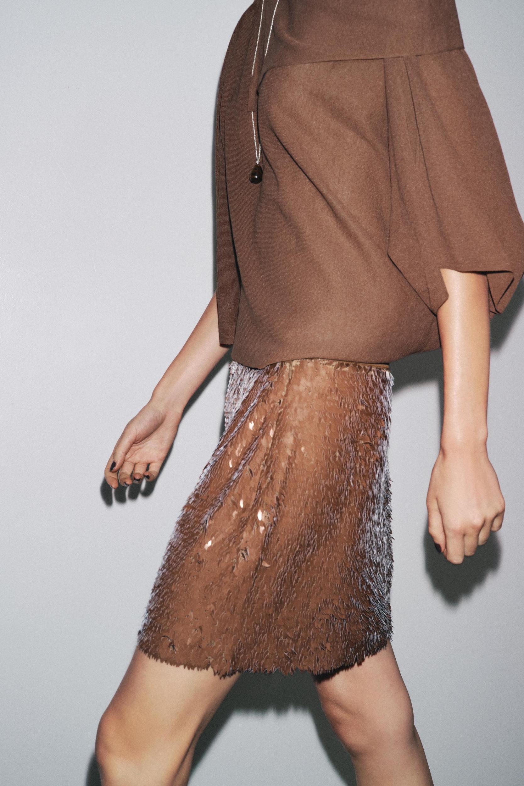 SEQUIN MINI SKIRT Product Image