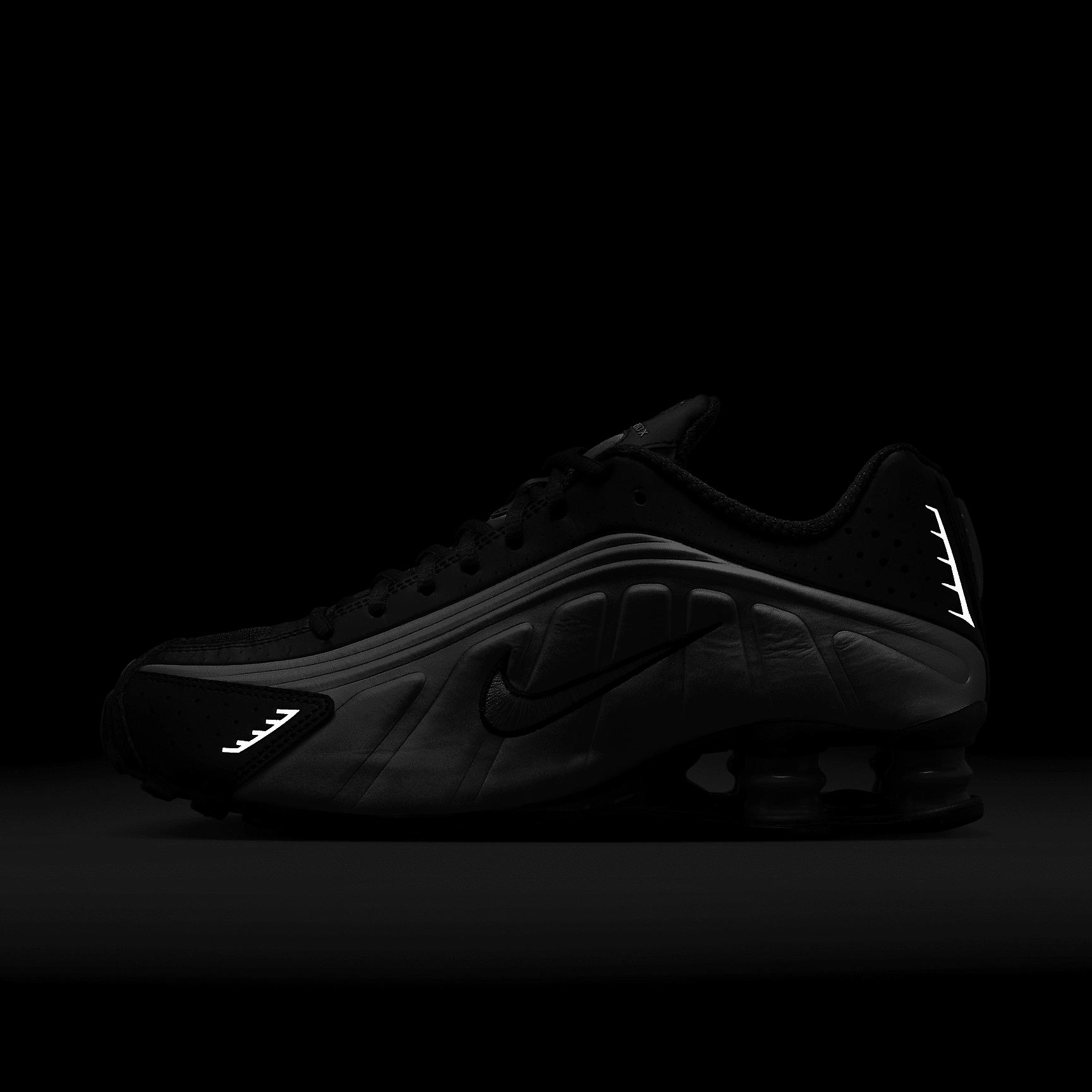 Womens Nike Shox R4 Casual Shoes Product Image