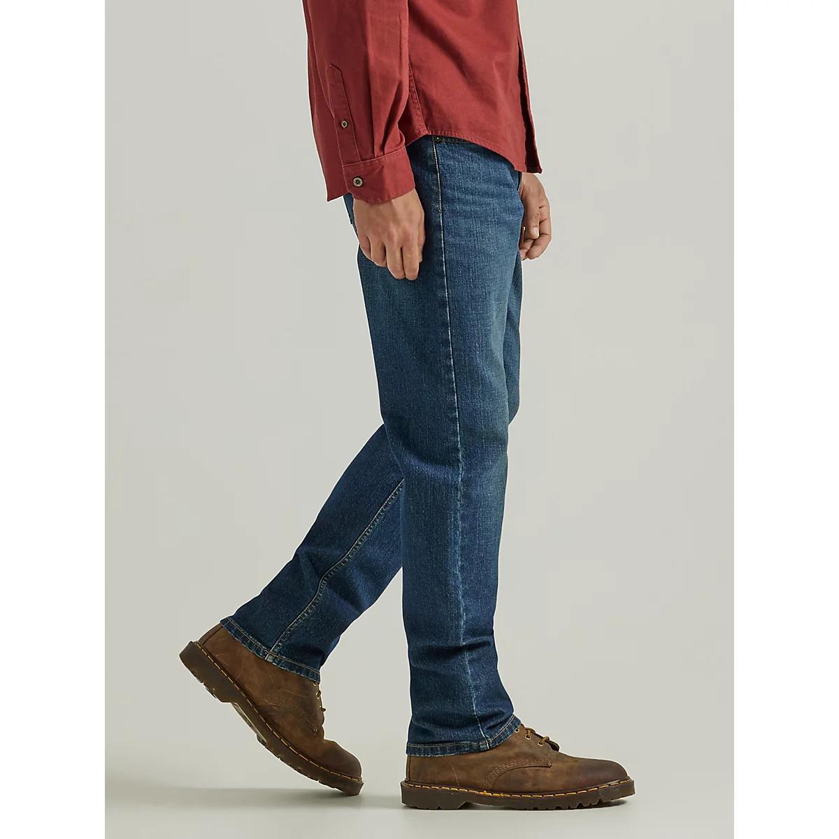 Men's Athletic Fit Flex Jean in Dark Wash Product Image