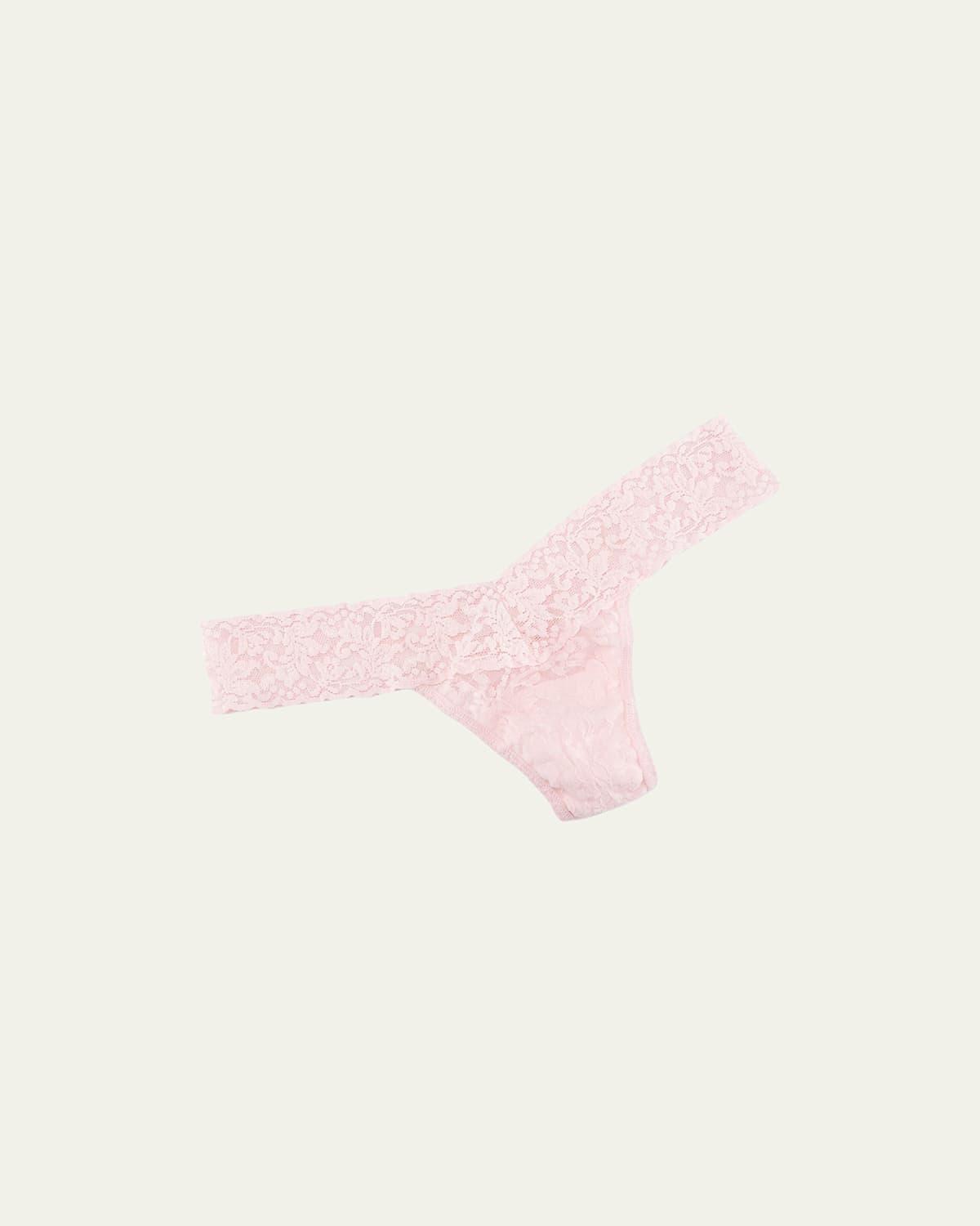 Signature Lace Low Rise Thong Product Image