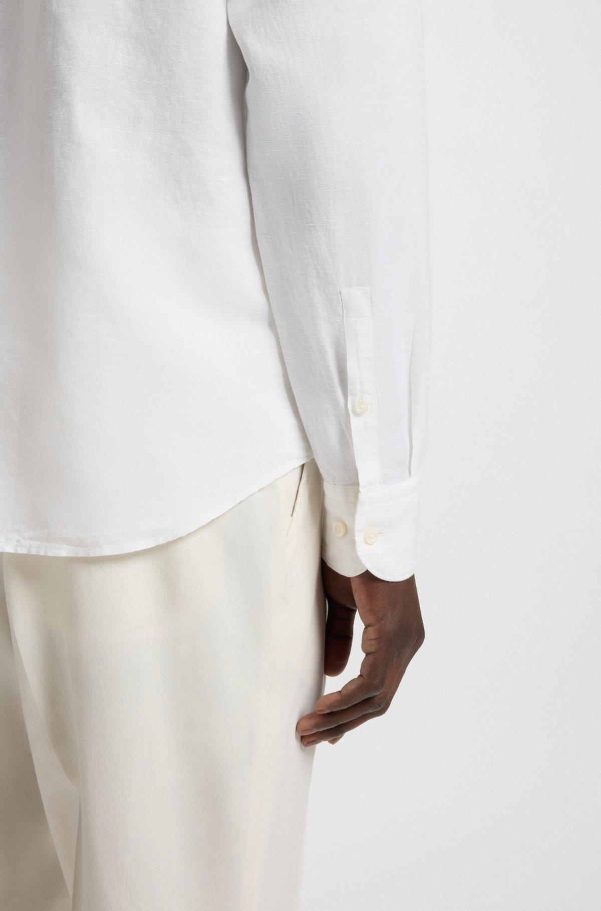 Regular-fit shirt in linen-cotton chambray Product Image