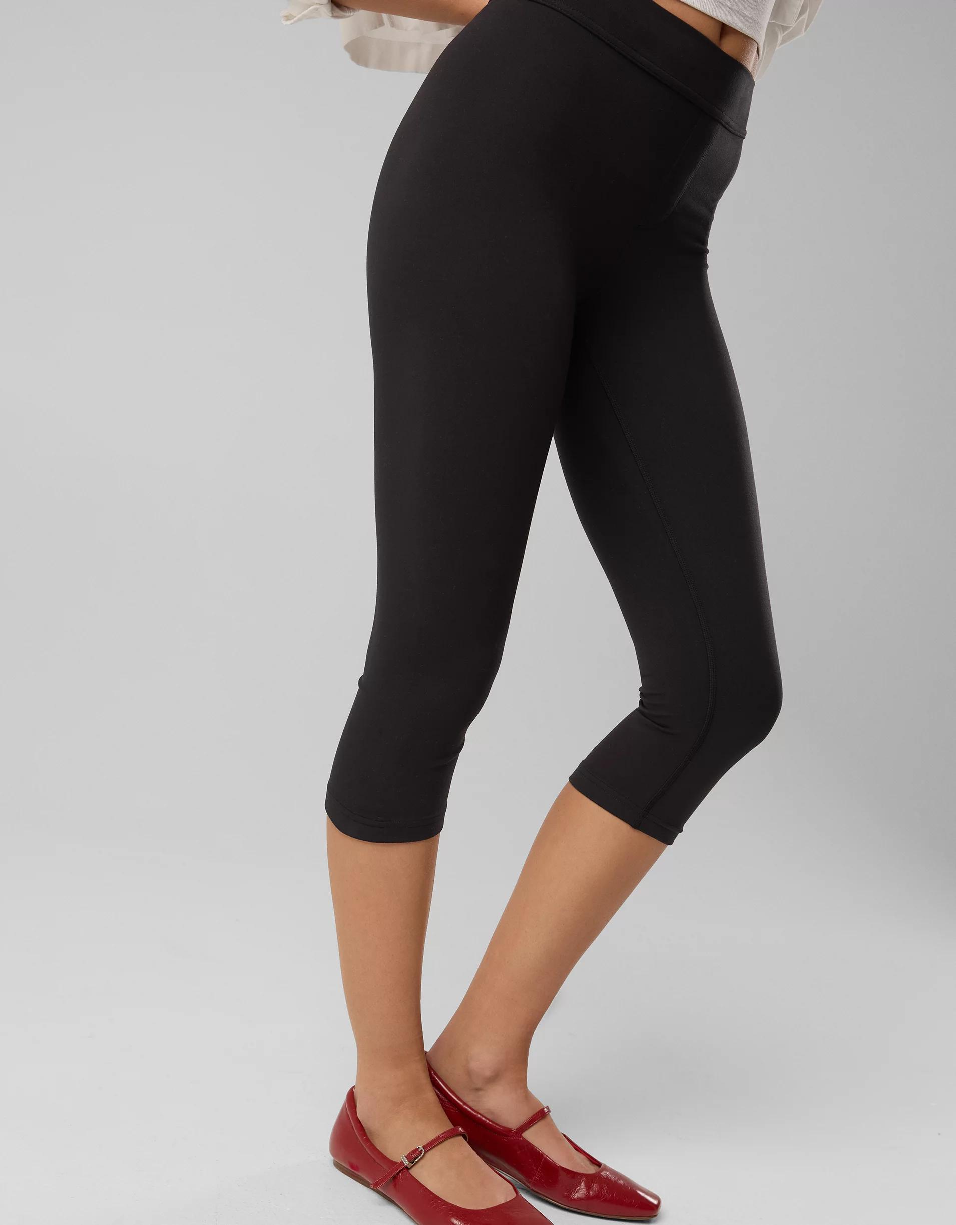 OFFLINE By Aerie The Hugger Capri Product Image