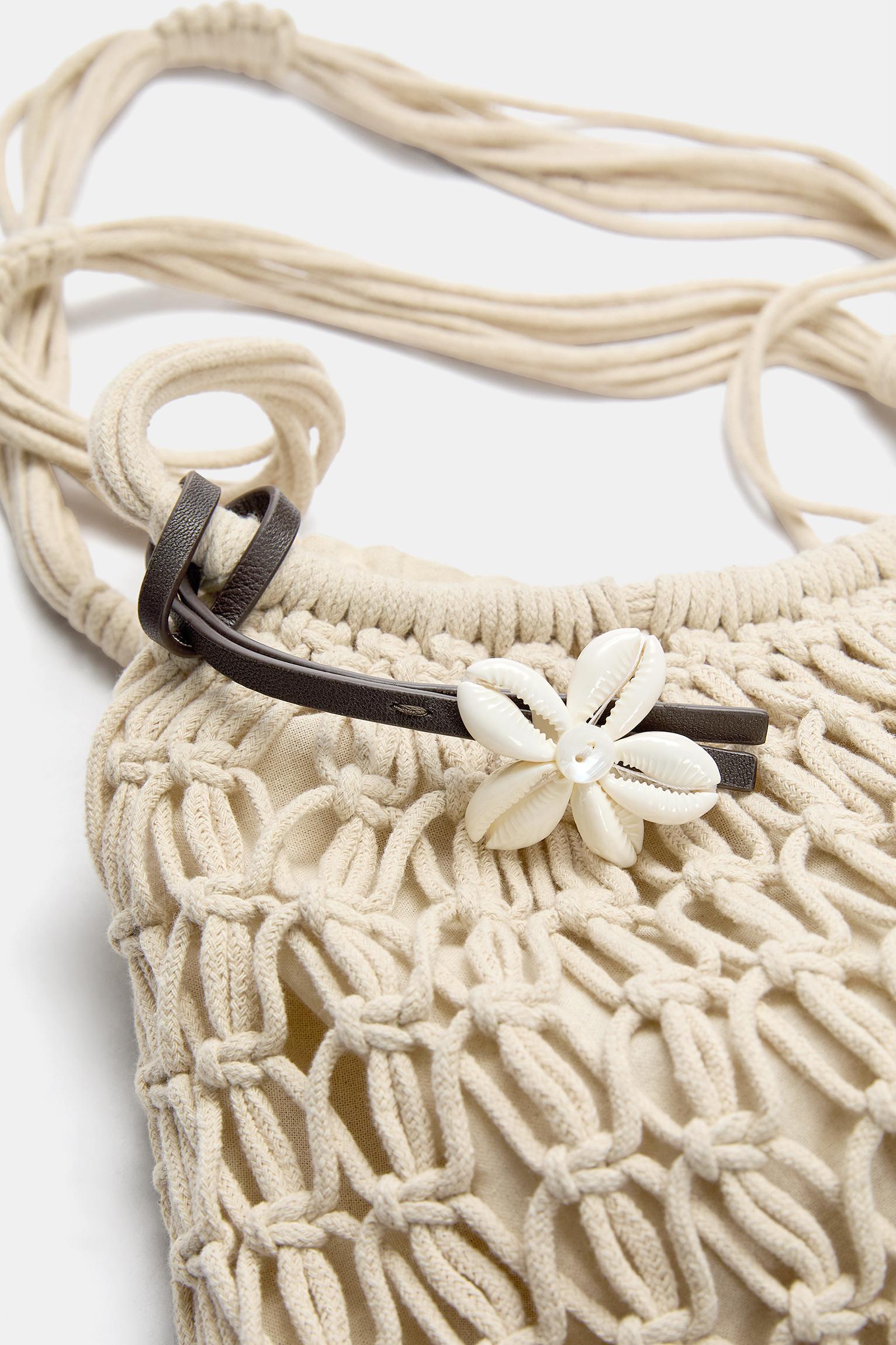 Crochet shopper bag with decoration Product Image