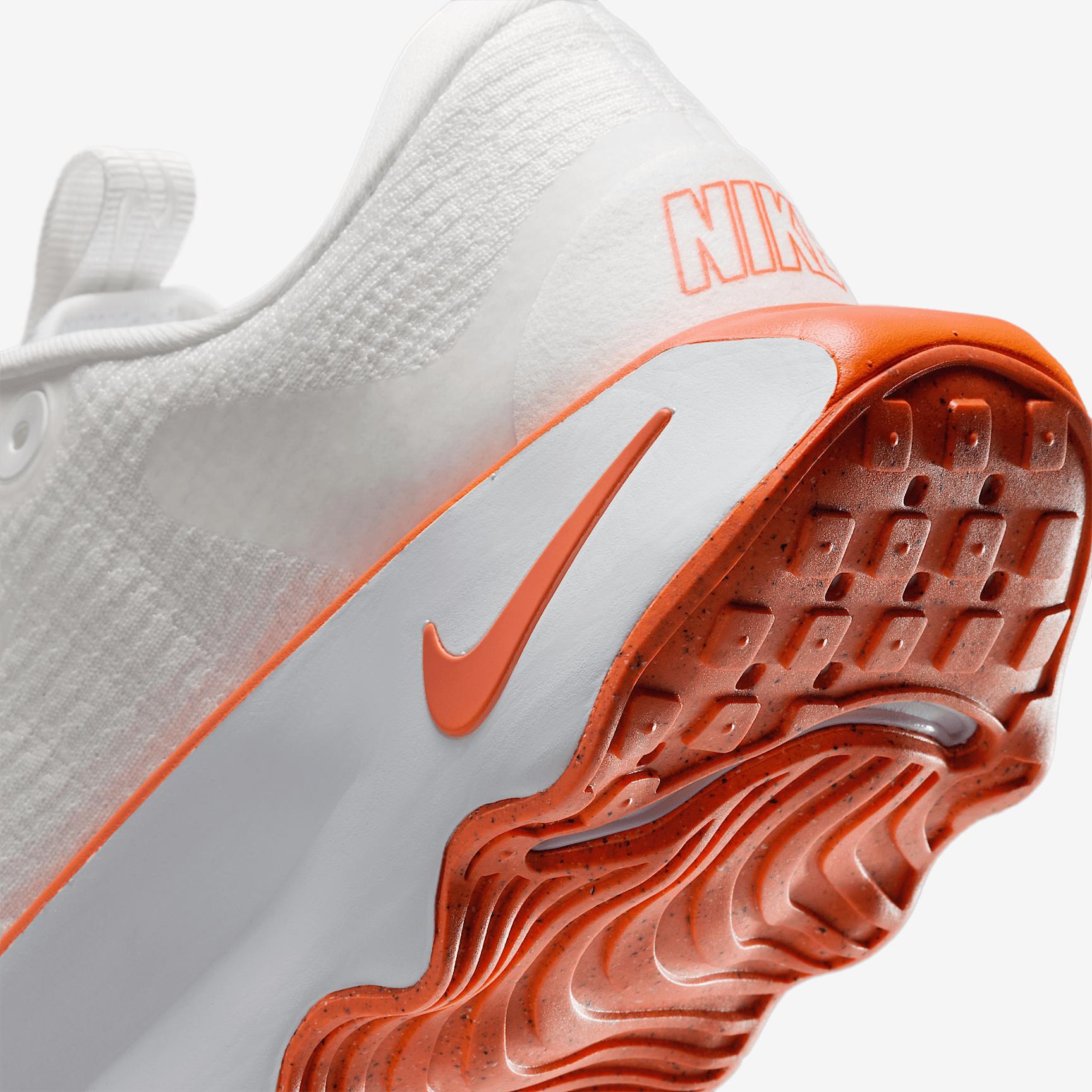 Nike Women's Motiva Walking Shoes Product Image