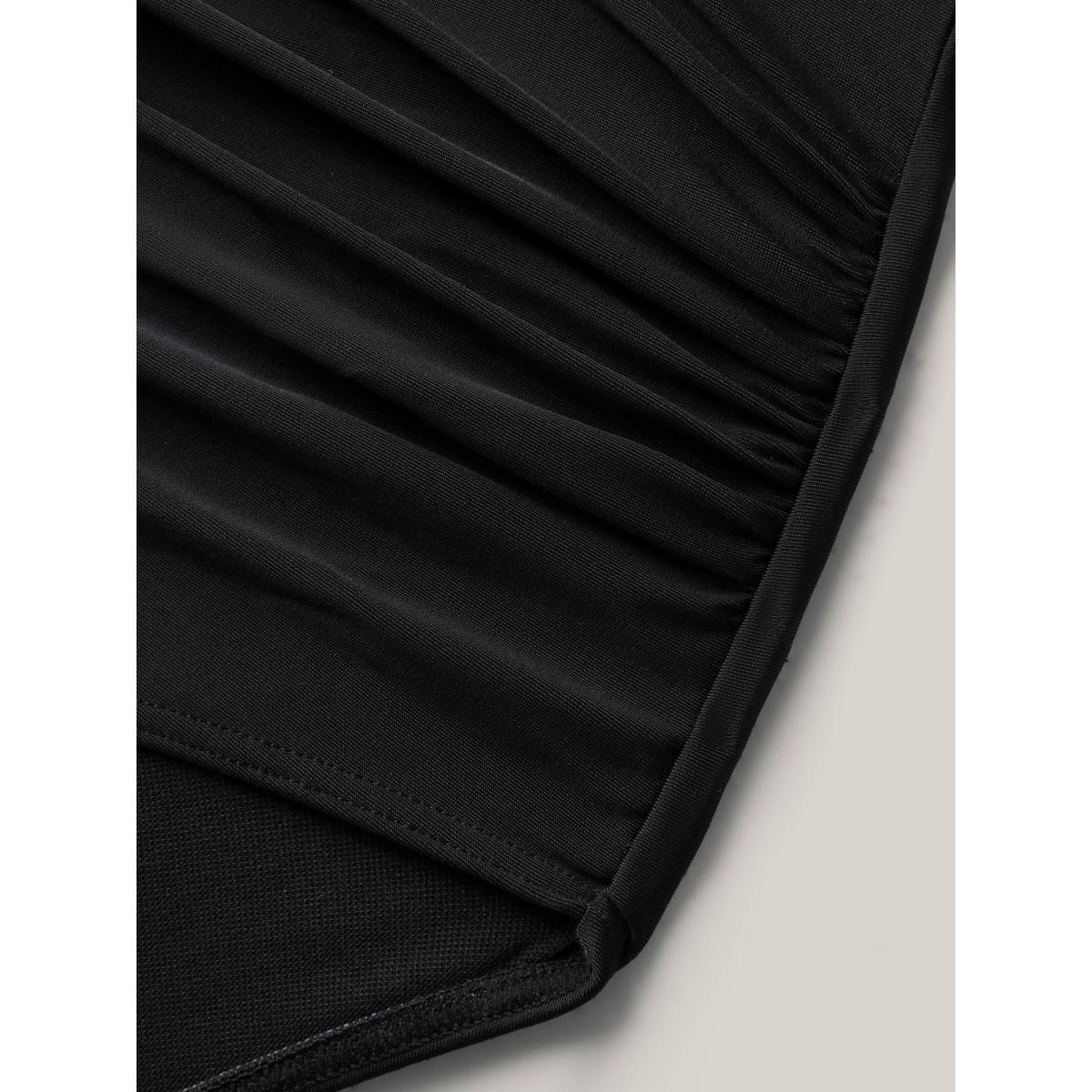 Plus Size Cross High Waist Ruched Swim Bottoms Women's Swimwear Black Resort Overlapping High stretch Skinny High Rise Curve Swim Bottoms BloomChic 28/5X Product Image