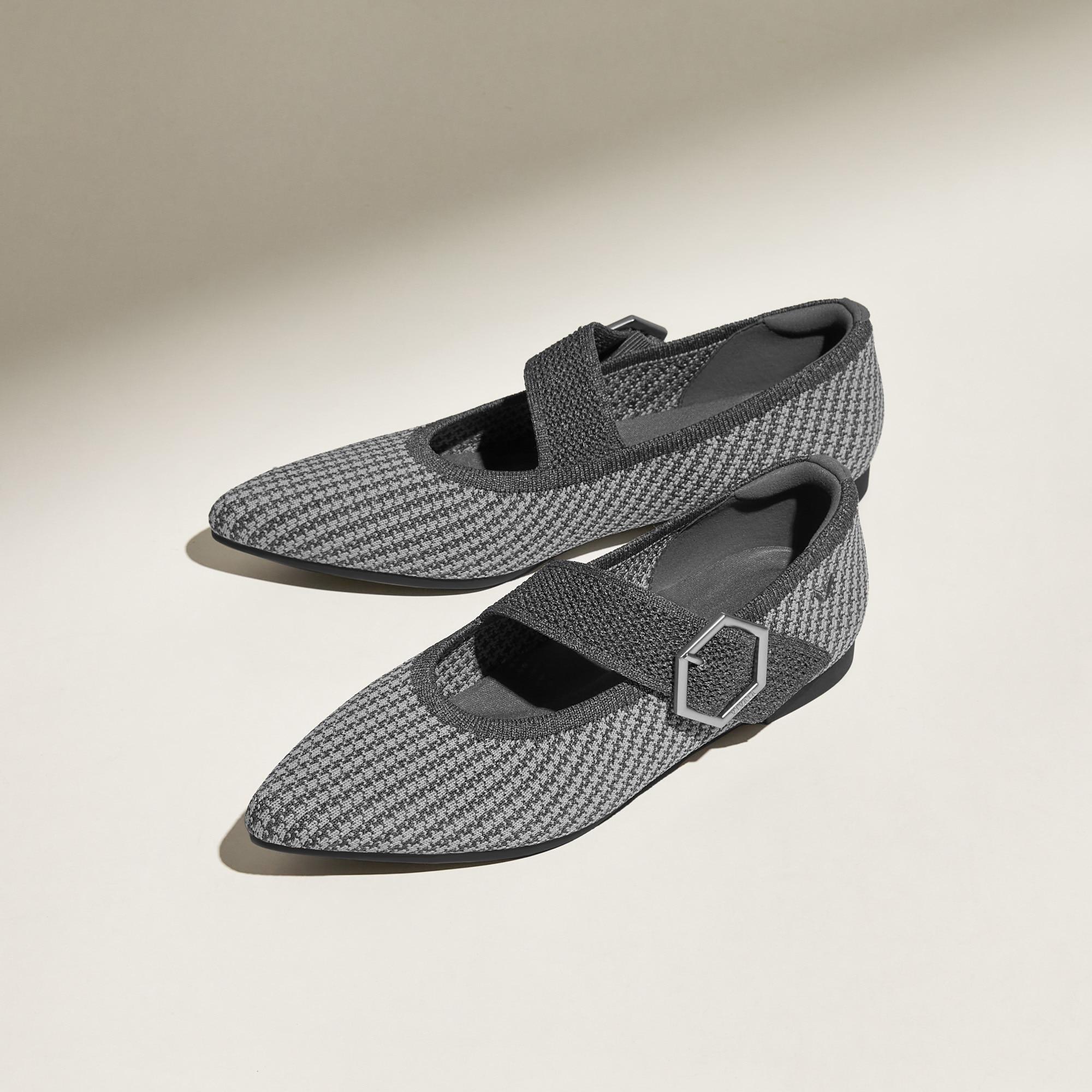 Pointed-toe Mary-Jane Flats (Maria) Product Image