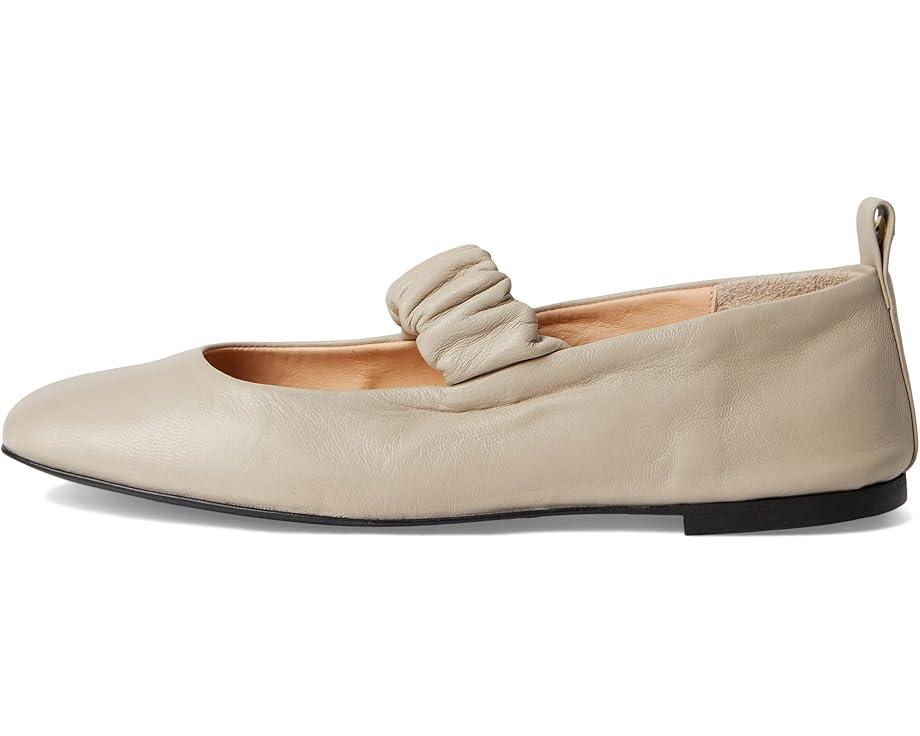 La Canadienne Product Image