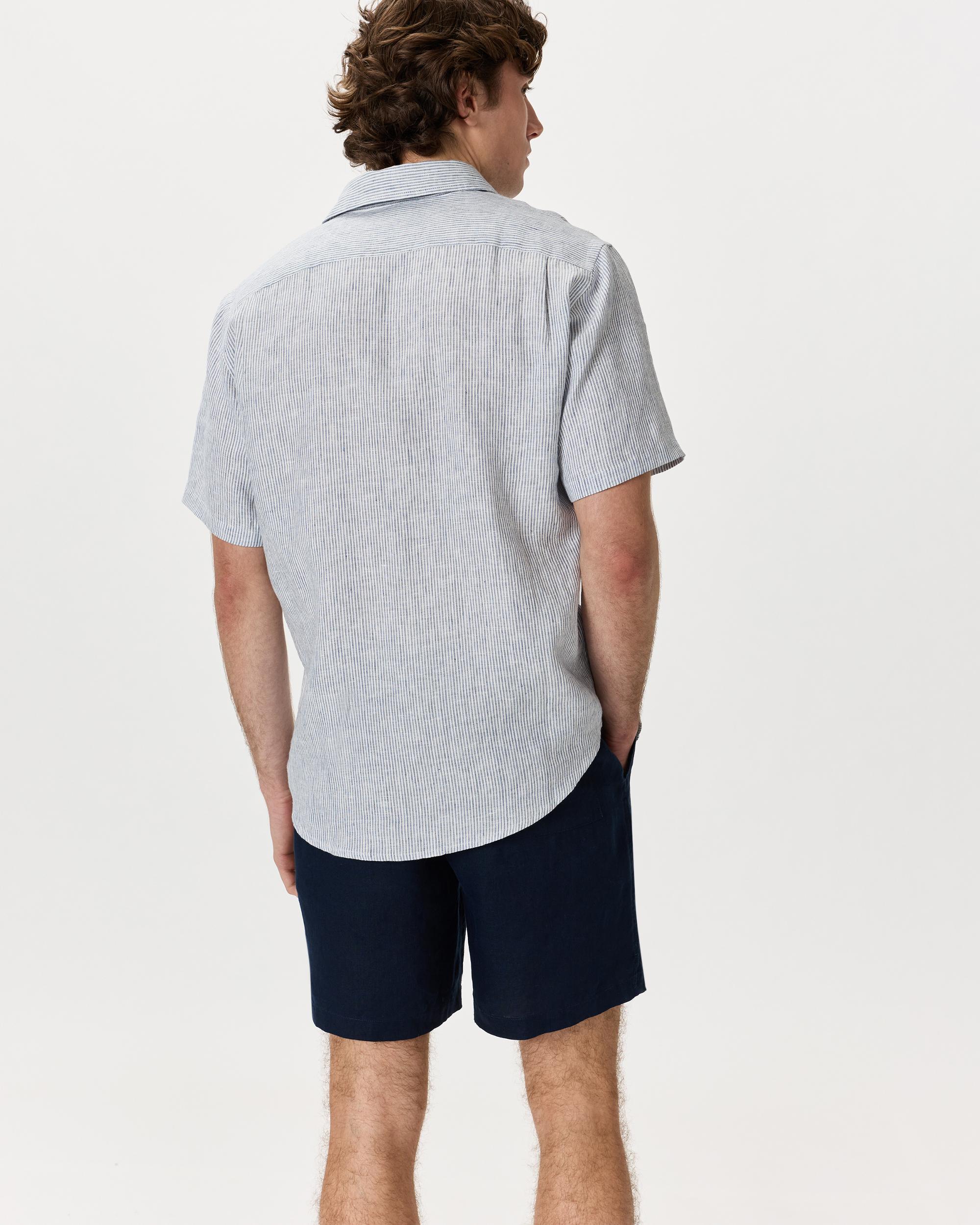 Quince | Men's 100% European Linen Relaxed Short Sleeve Shirt Product Image