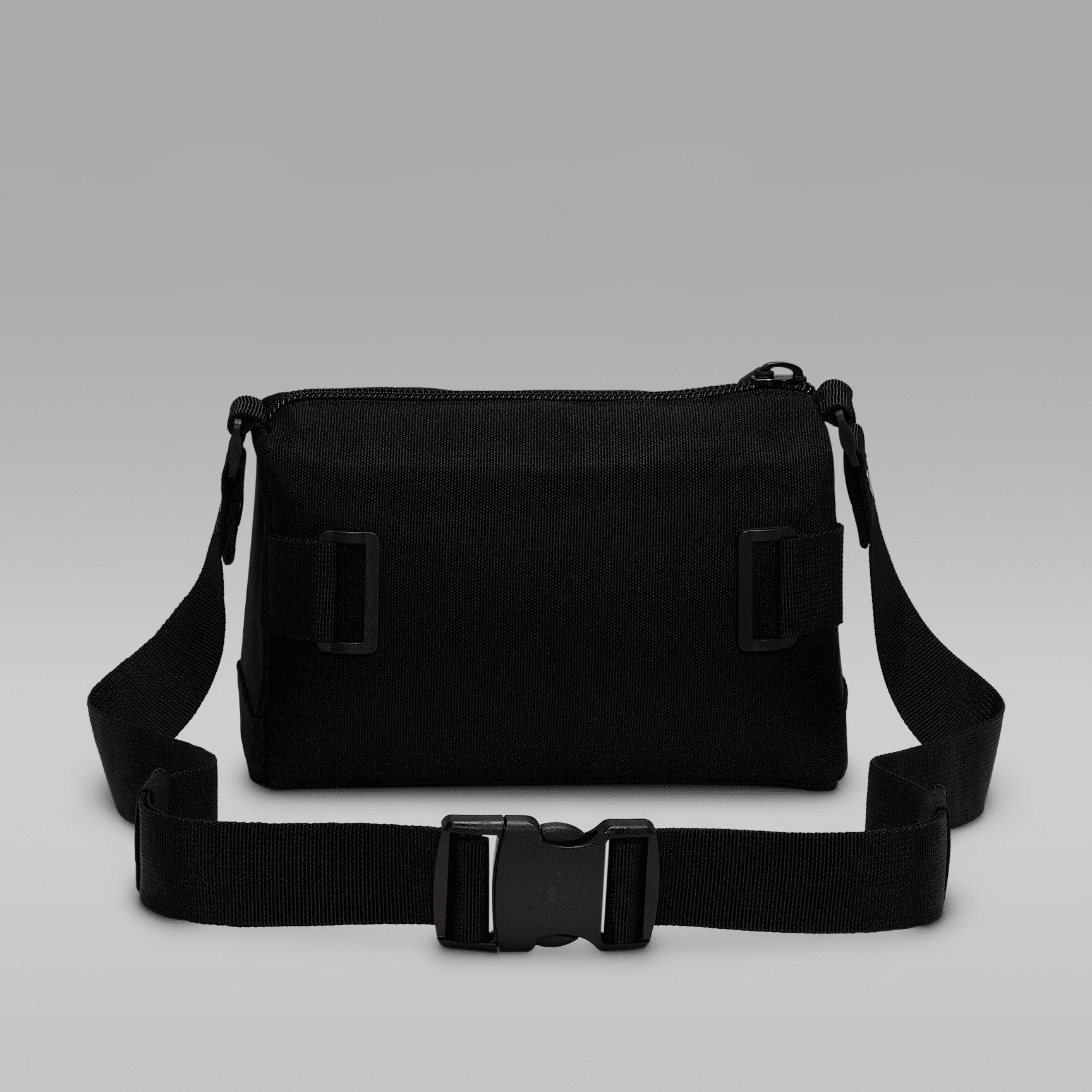 Mens Jordan Crossbody Bag (3.3L) | SM9031-023 Product Image