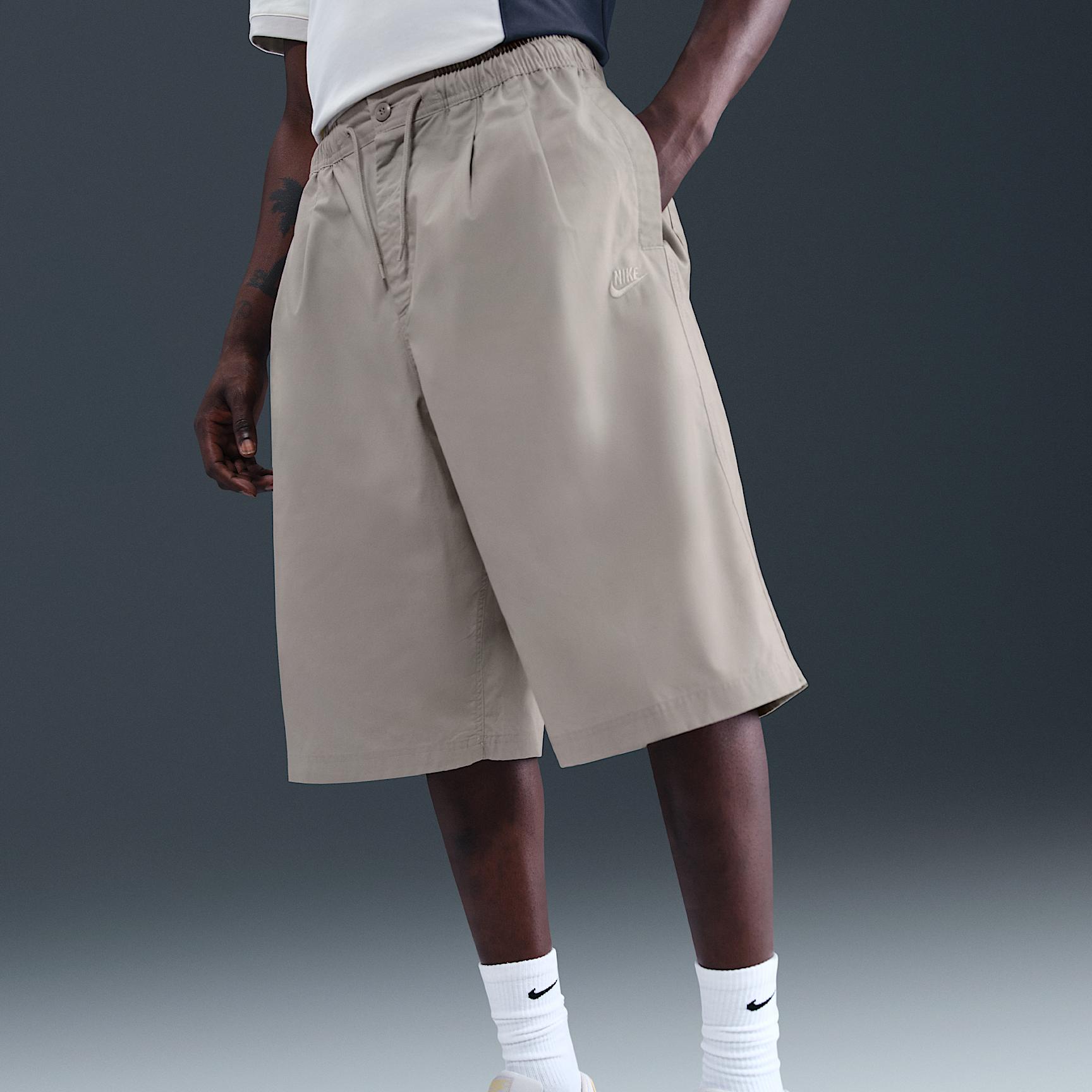 Nike Club Men's Oversized Shorts Product Image