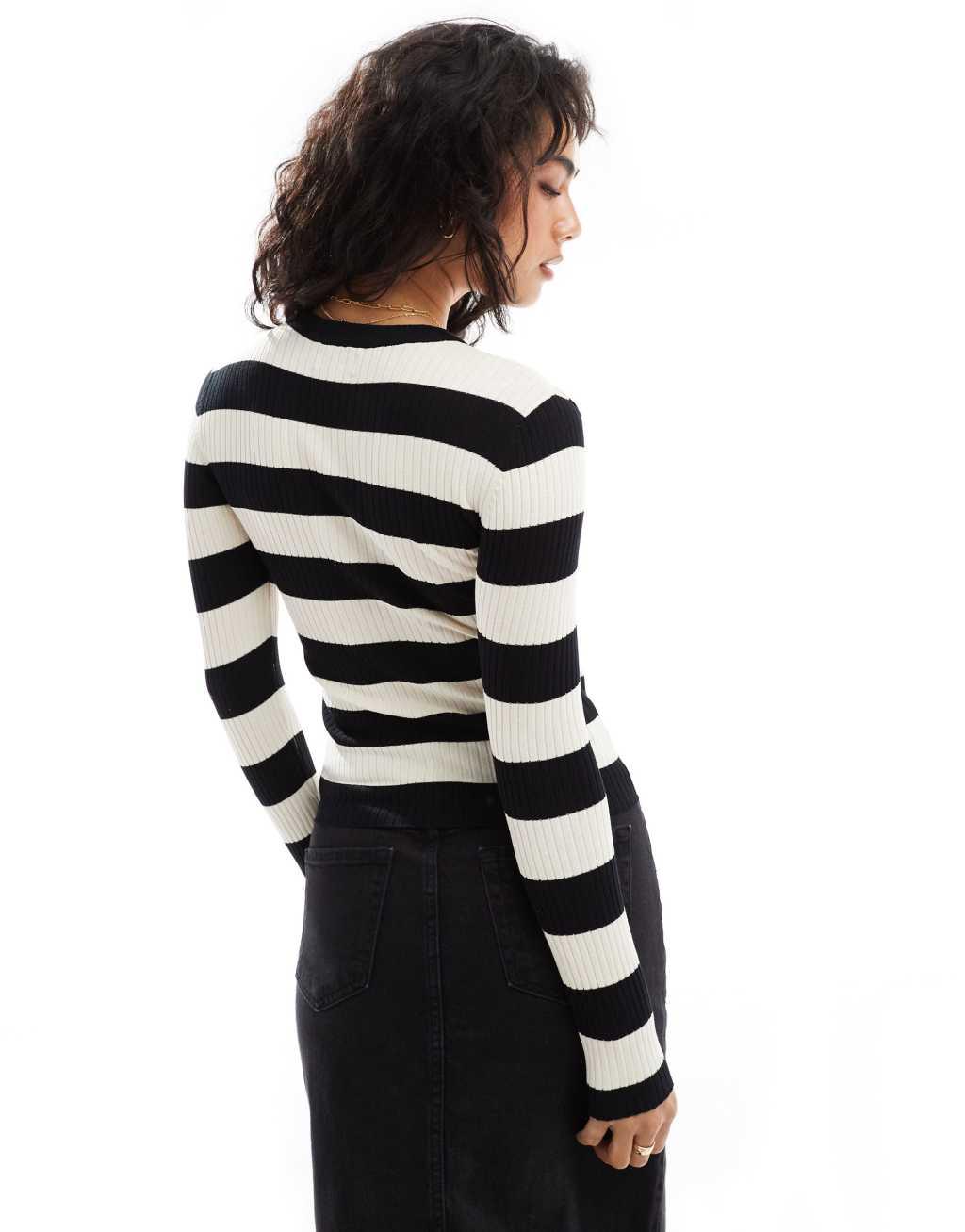 JDY round neck striped sweater in black and white Product Image