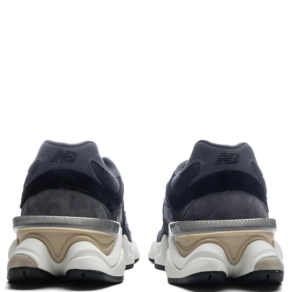 9060 - Black/ Phantom/Magnet/Silver Metallic Male Product Image