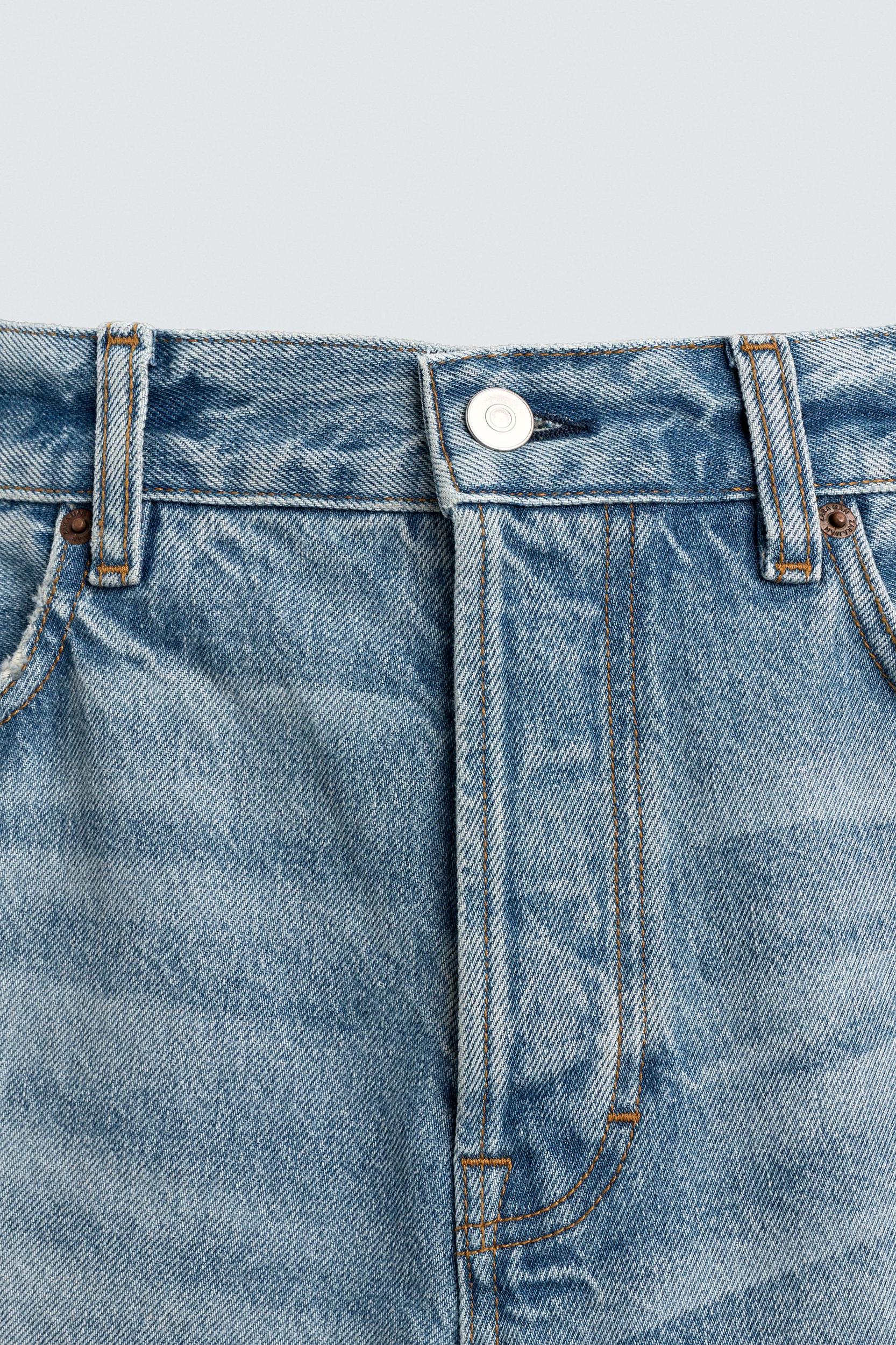 RELAXED FIT JEANS LIMITED EDITION Product Image